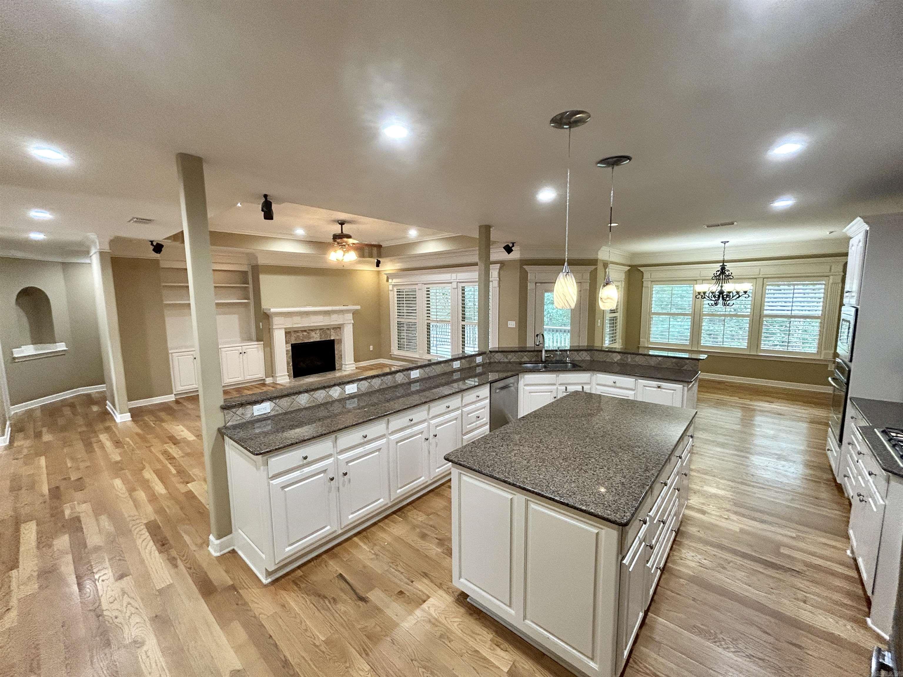 11 WOODFERN  Little Rock, AR