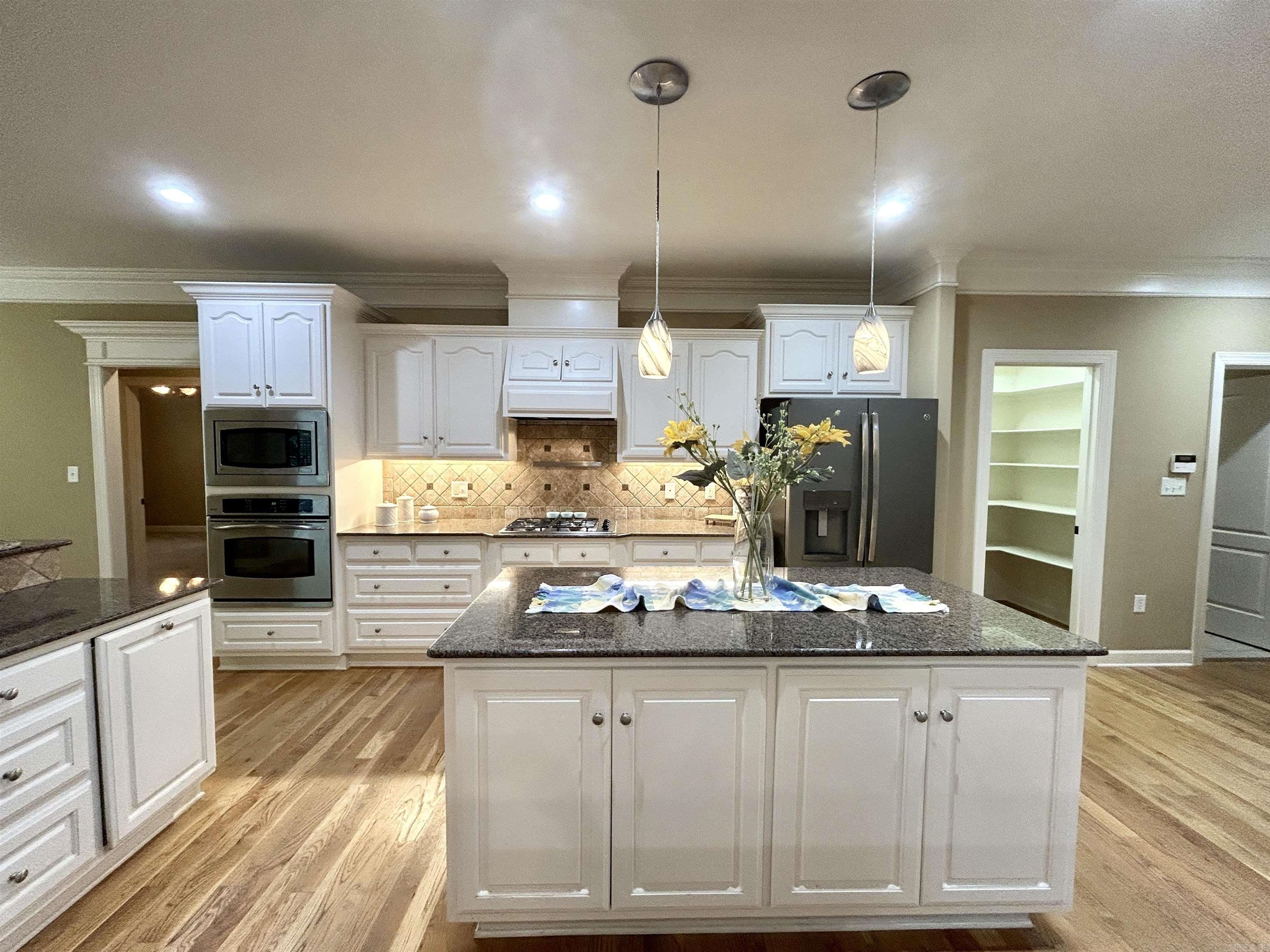 11 WOODFERN  Little Rock, AR
