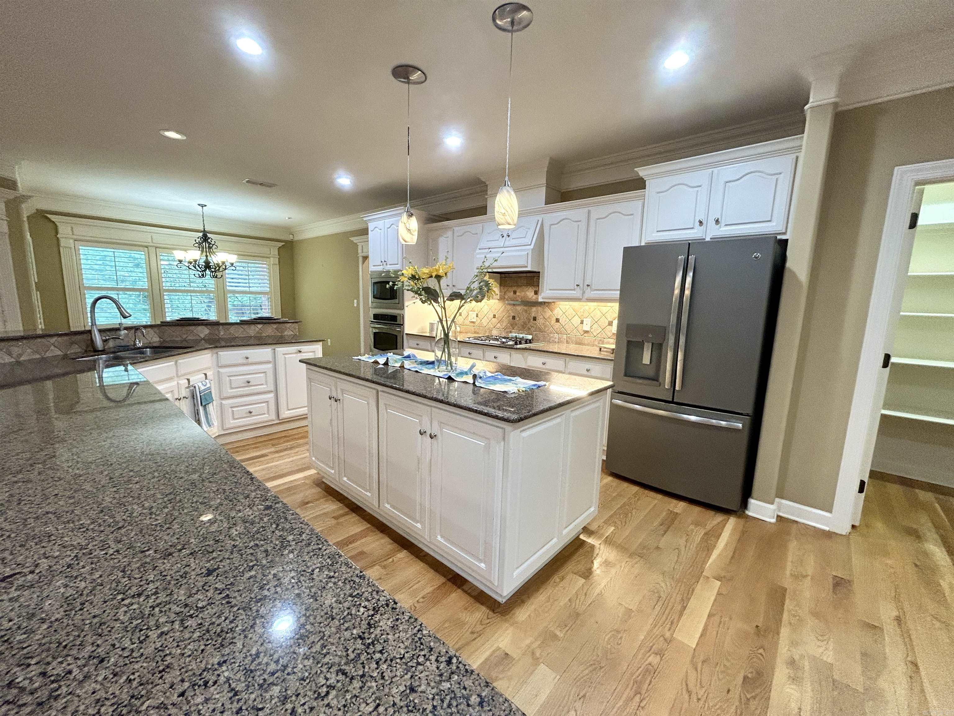11 WOODFERN  Little Rock, AR