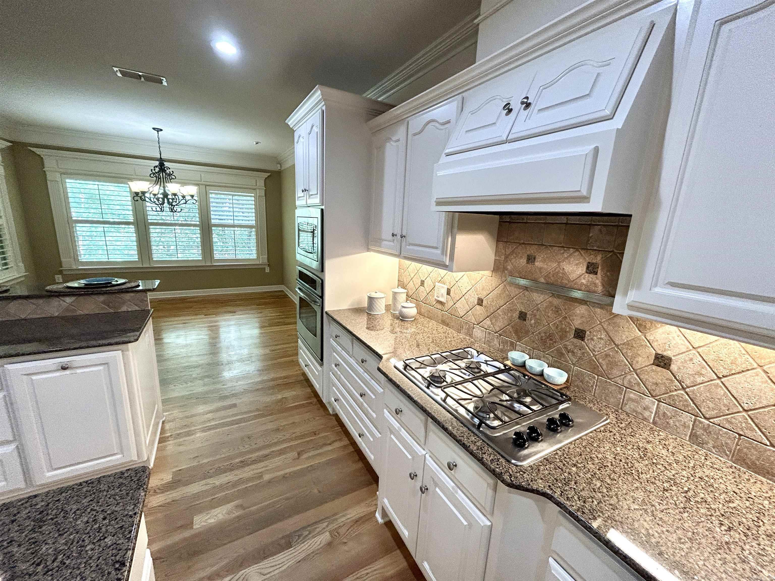 11 WOODFERN  Little Rock, AR