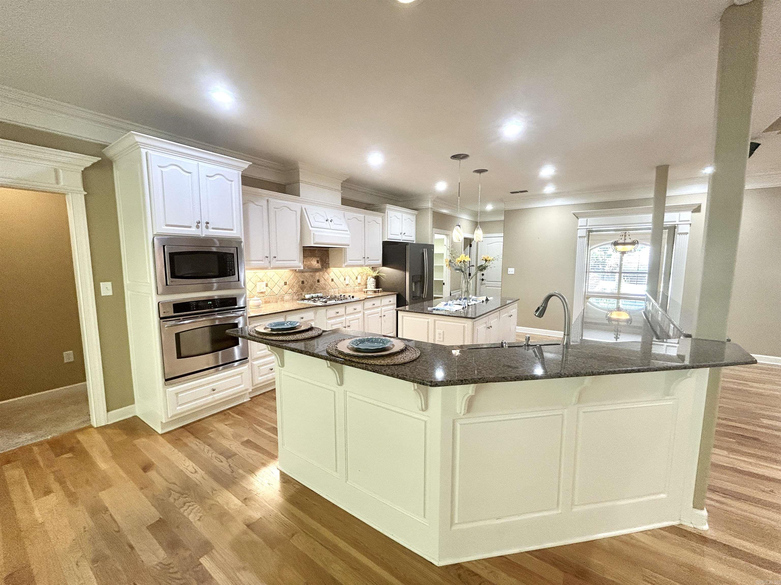 11 WOODFERN  Little Rock, AR