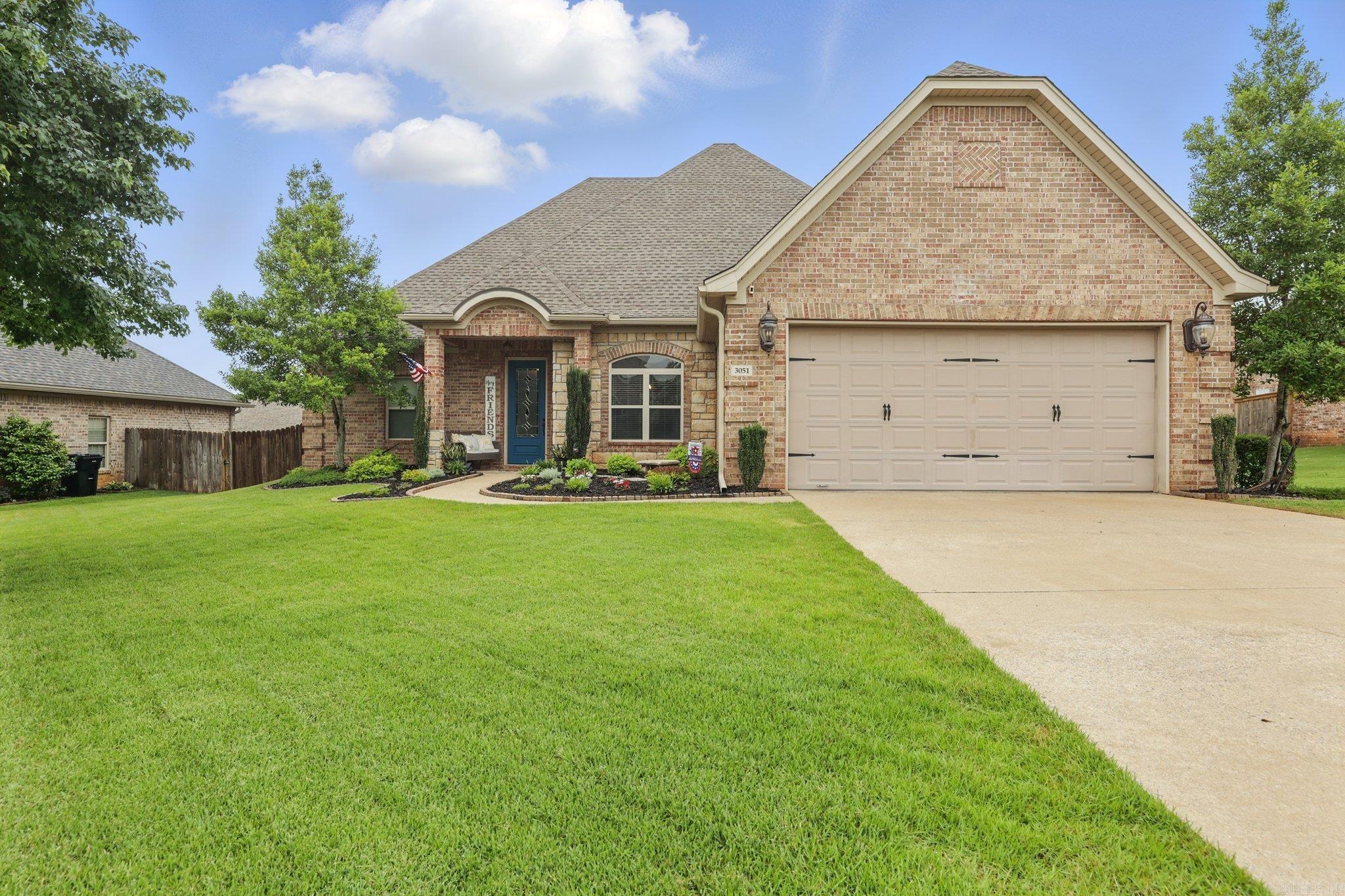 3051 Mt Mcgregor  Benton, AR