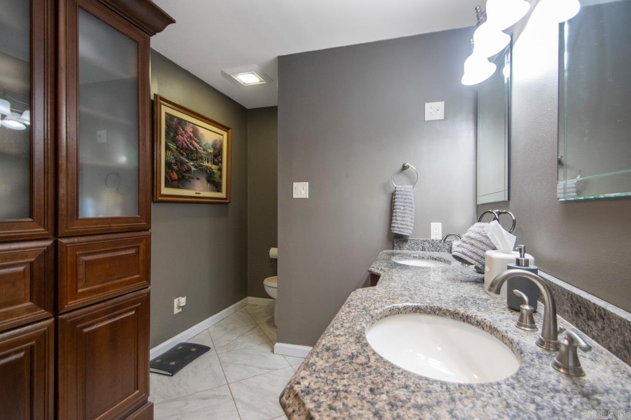 140 Apple Blossom  Maumelle, AR