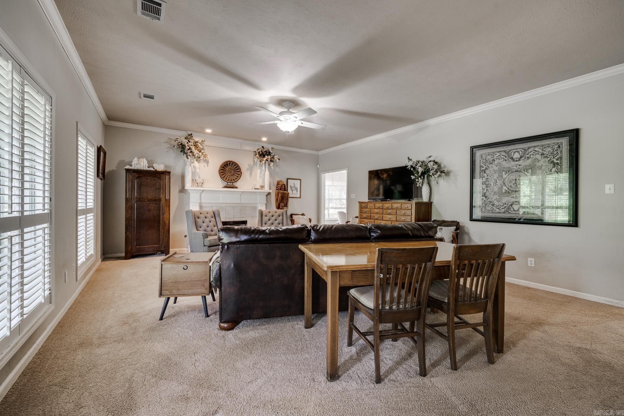2211 E Longhills Road  Benton, AR