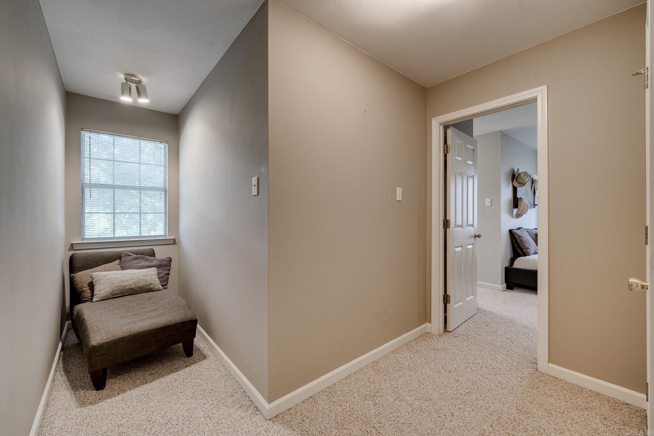 2211 E Longhills Road  Benton, AR