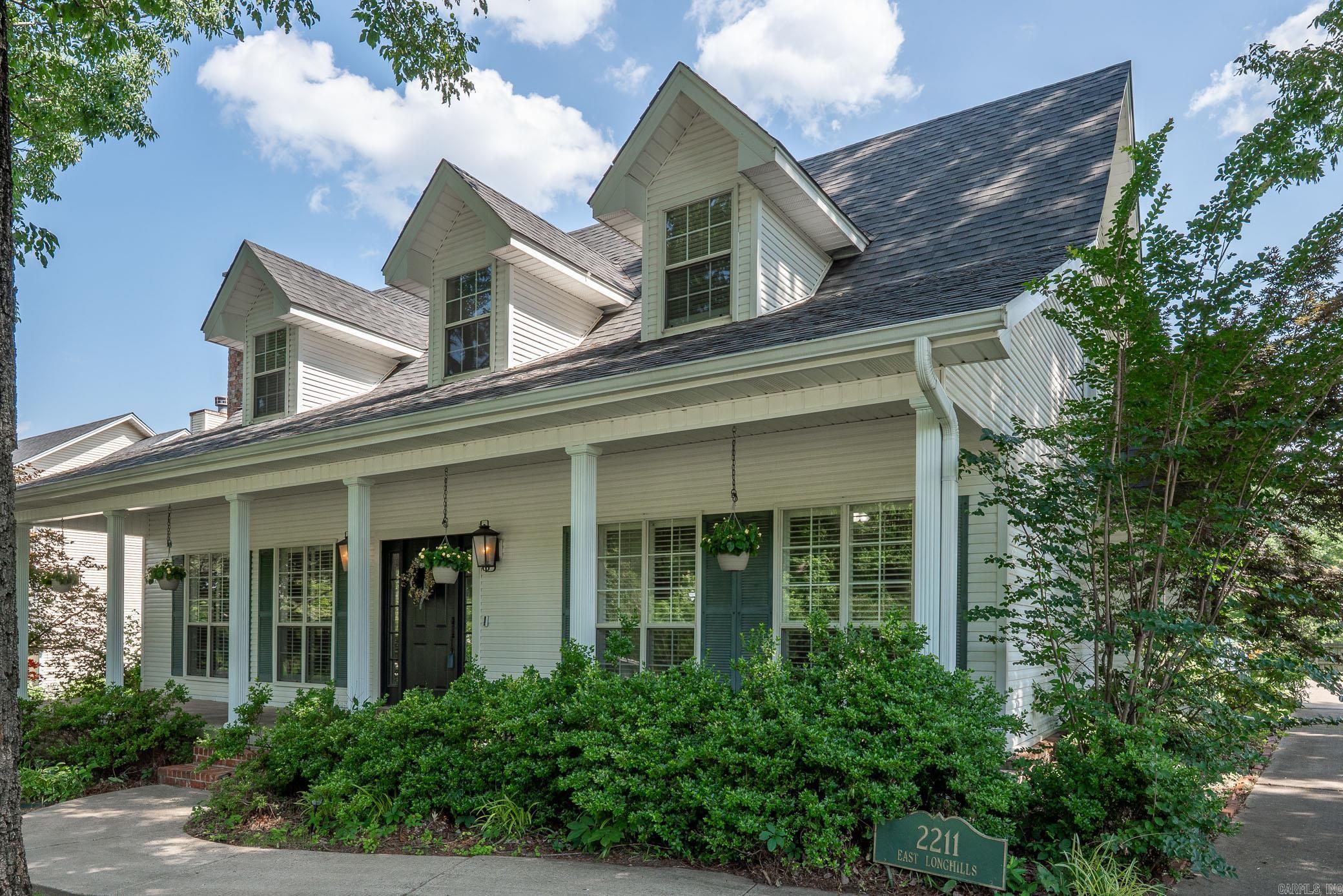 2211 E Longhills Road  Benton, AR