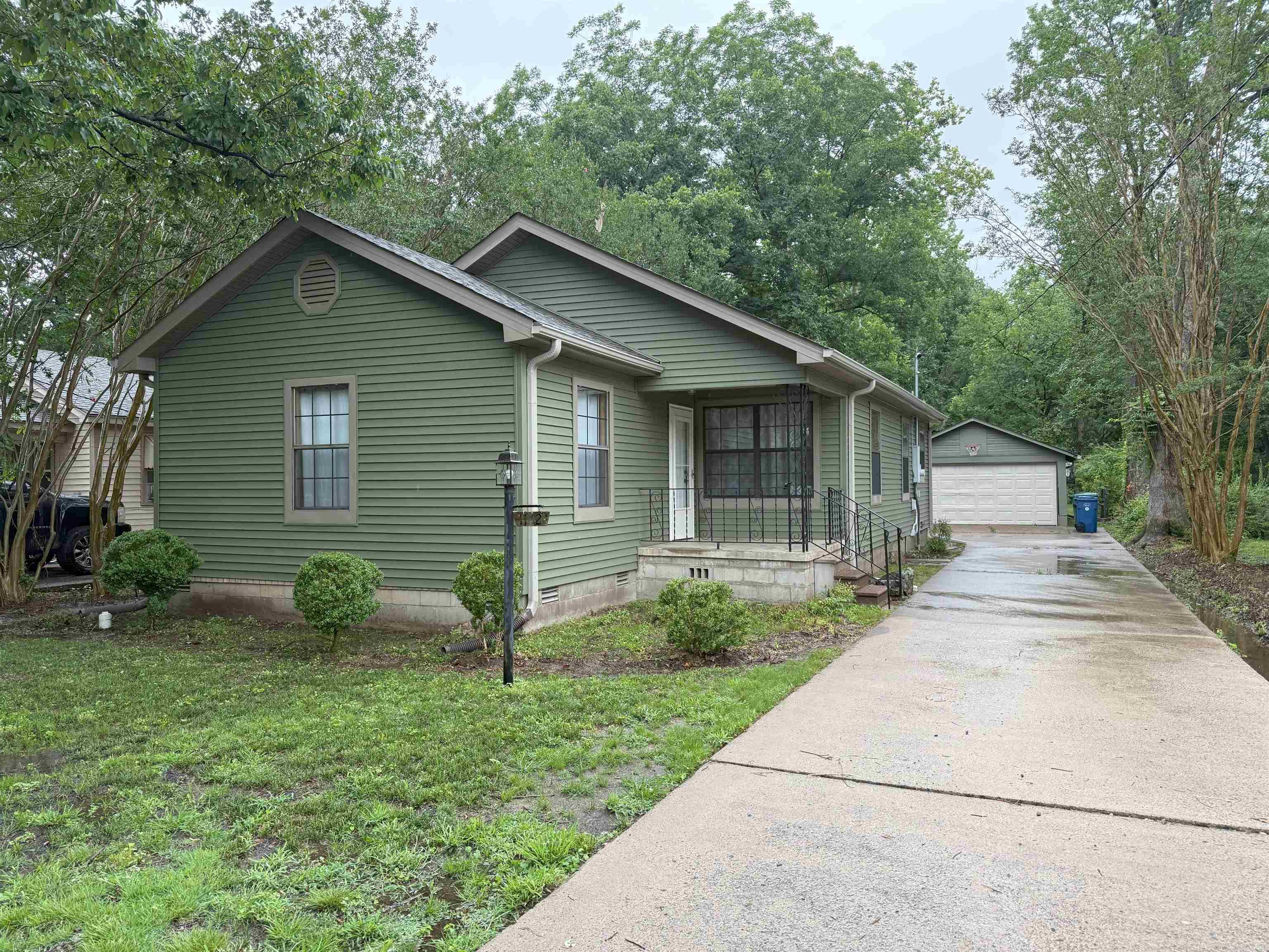 1172 Watkins  Conway, AR