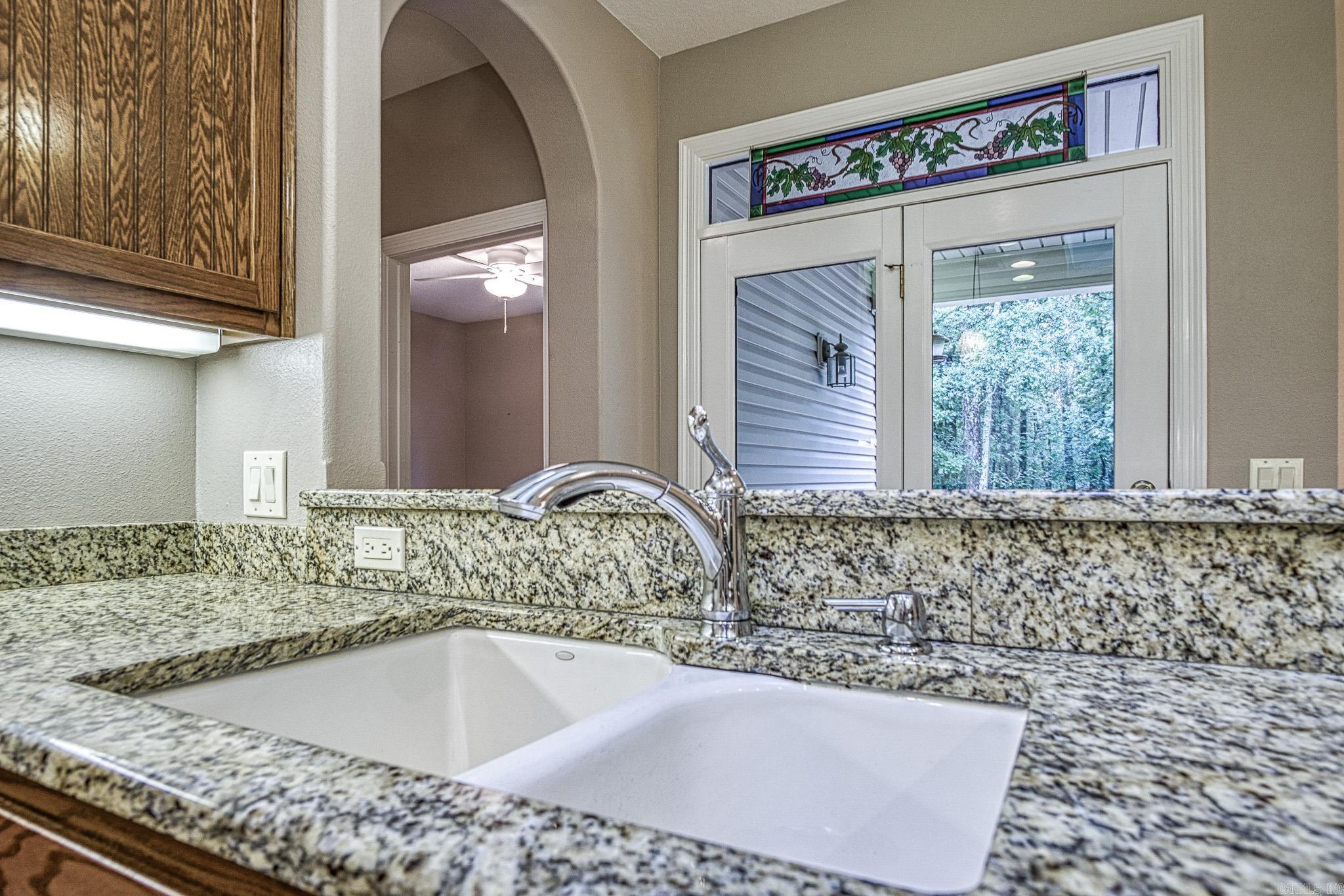 60 Promesa Drive  Hot Springs Village, AR