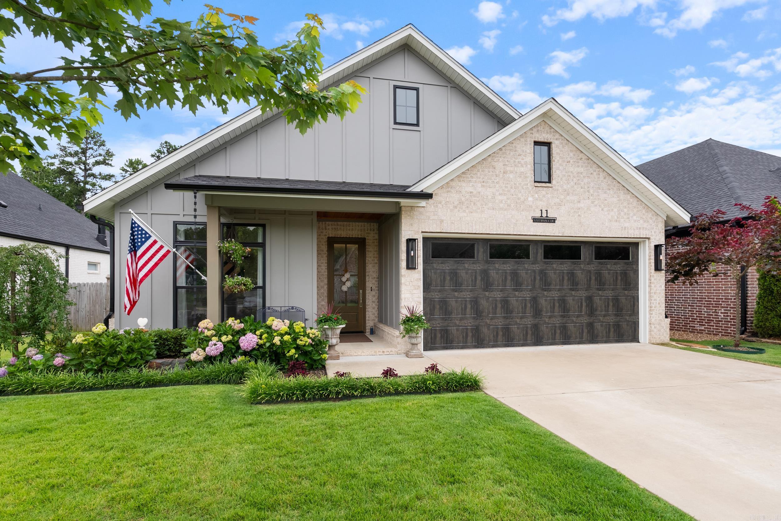 11 Saffron  Little Rock, AR