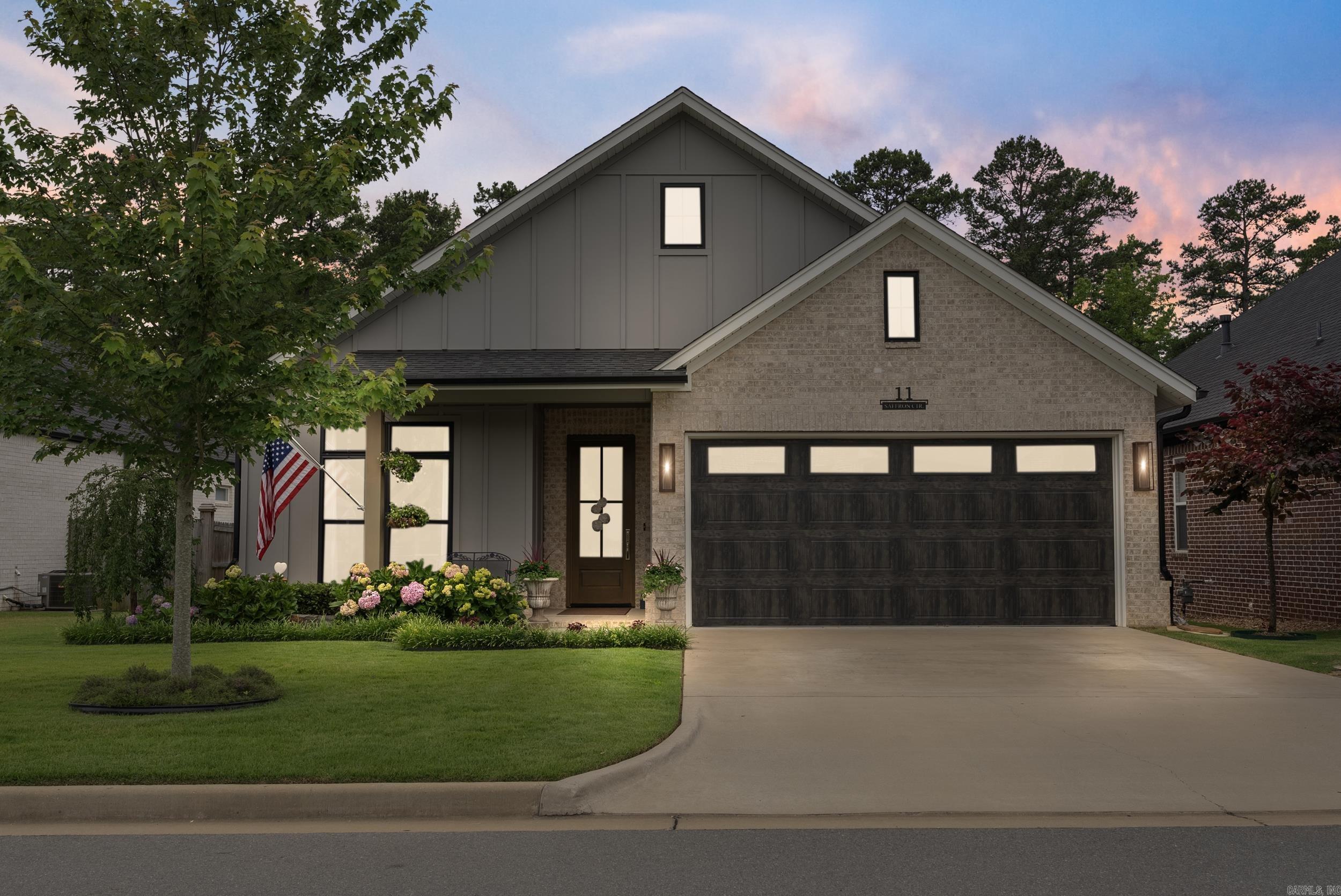 11 Saffron  Little Rock, AR