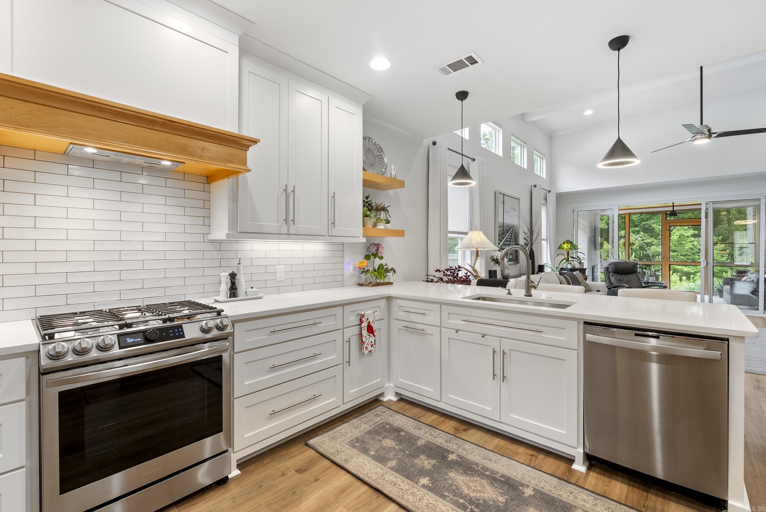 11 Saffron  Little Rock, AR
