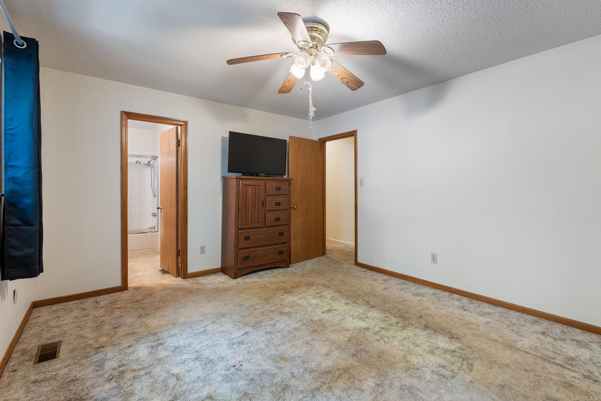 101 Winchester Ct.  Fairfield Bay, AR