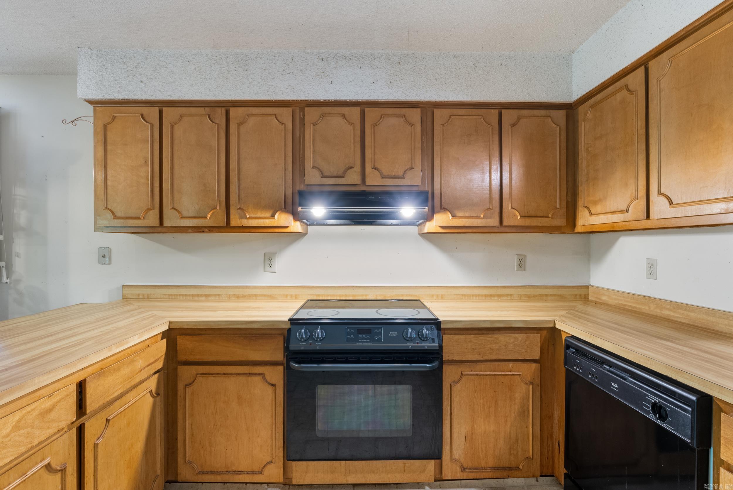 101 Winchester Ct.  Fairfield Bay, AR