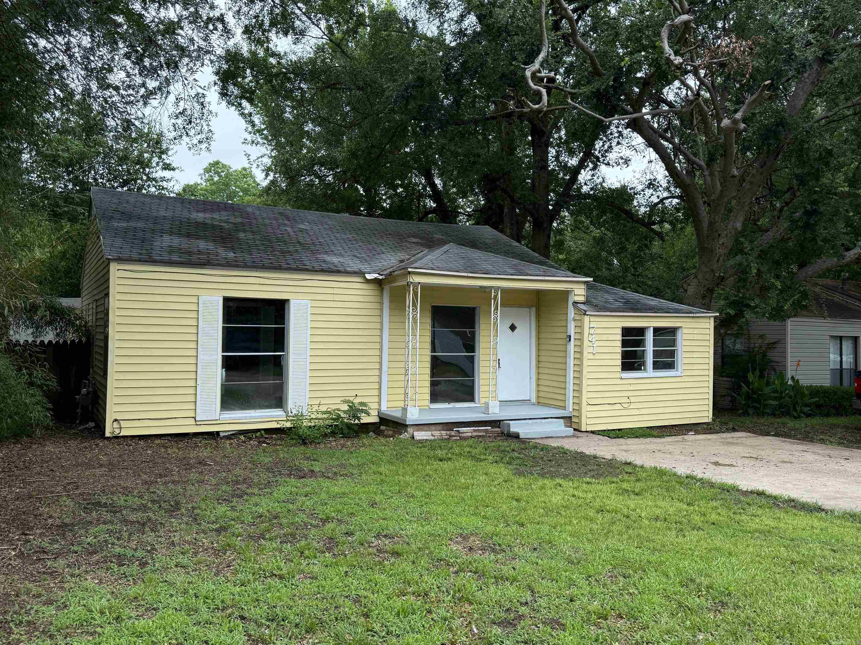 741 Macarthur  Wake Village, TX