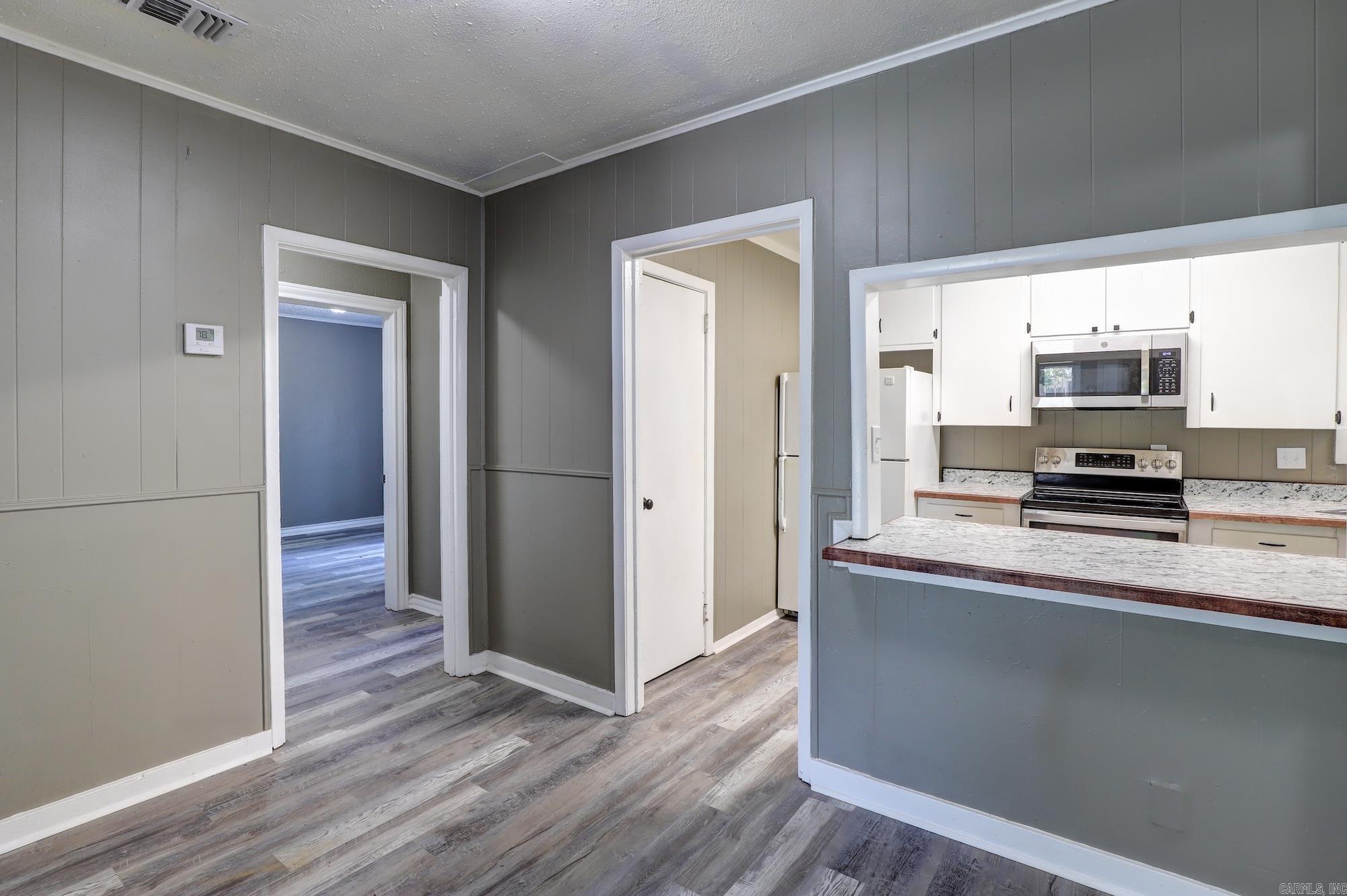 741 Macarthur Avenue Wake Village, TX 75501