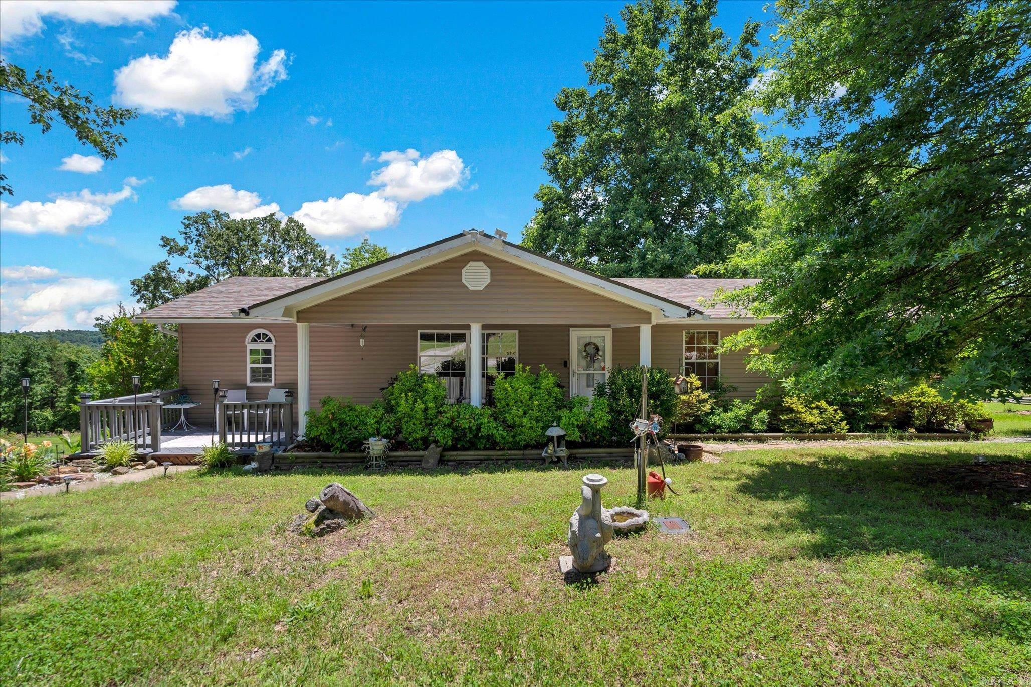 108 Gregory St  Norfork, AR
