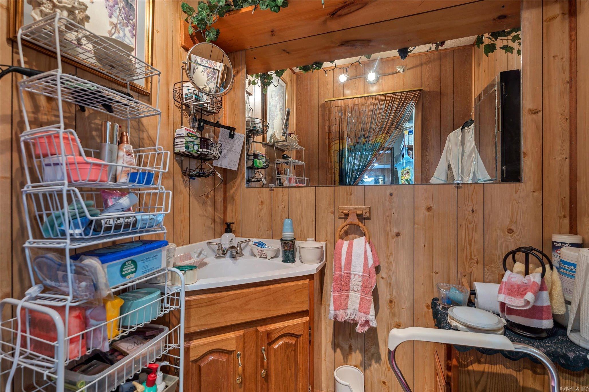 108 Gregory St  Norfork, AR