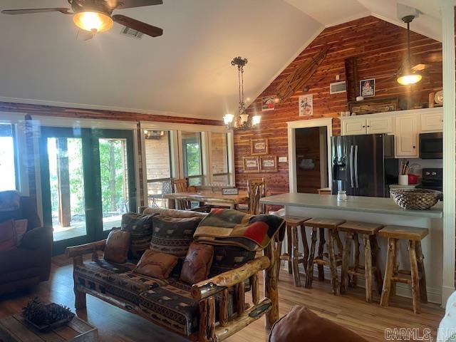 129 Hanson  Fairfield Bay, AR