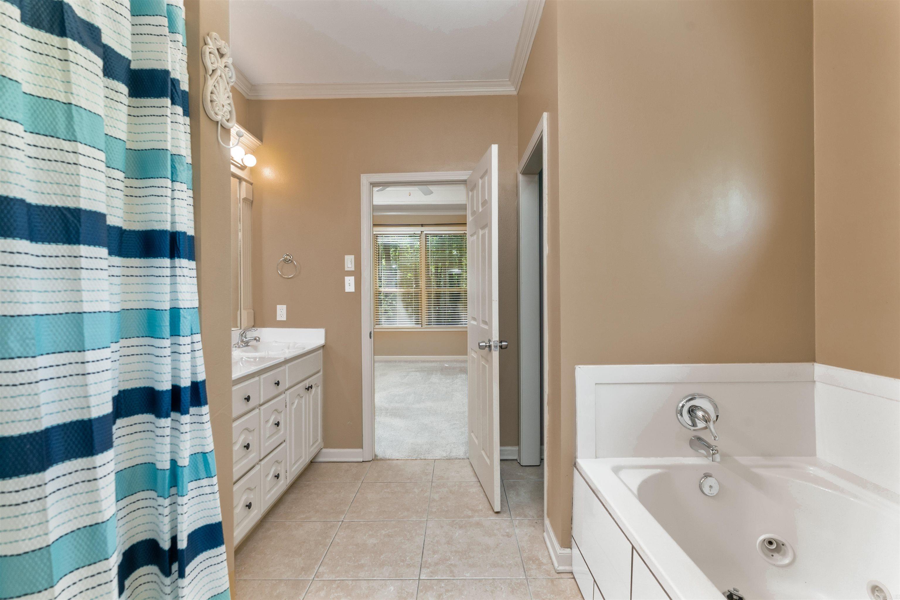4 Pintuerero  Hot Springs Village, AR
