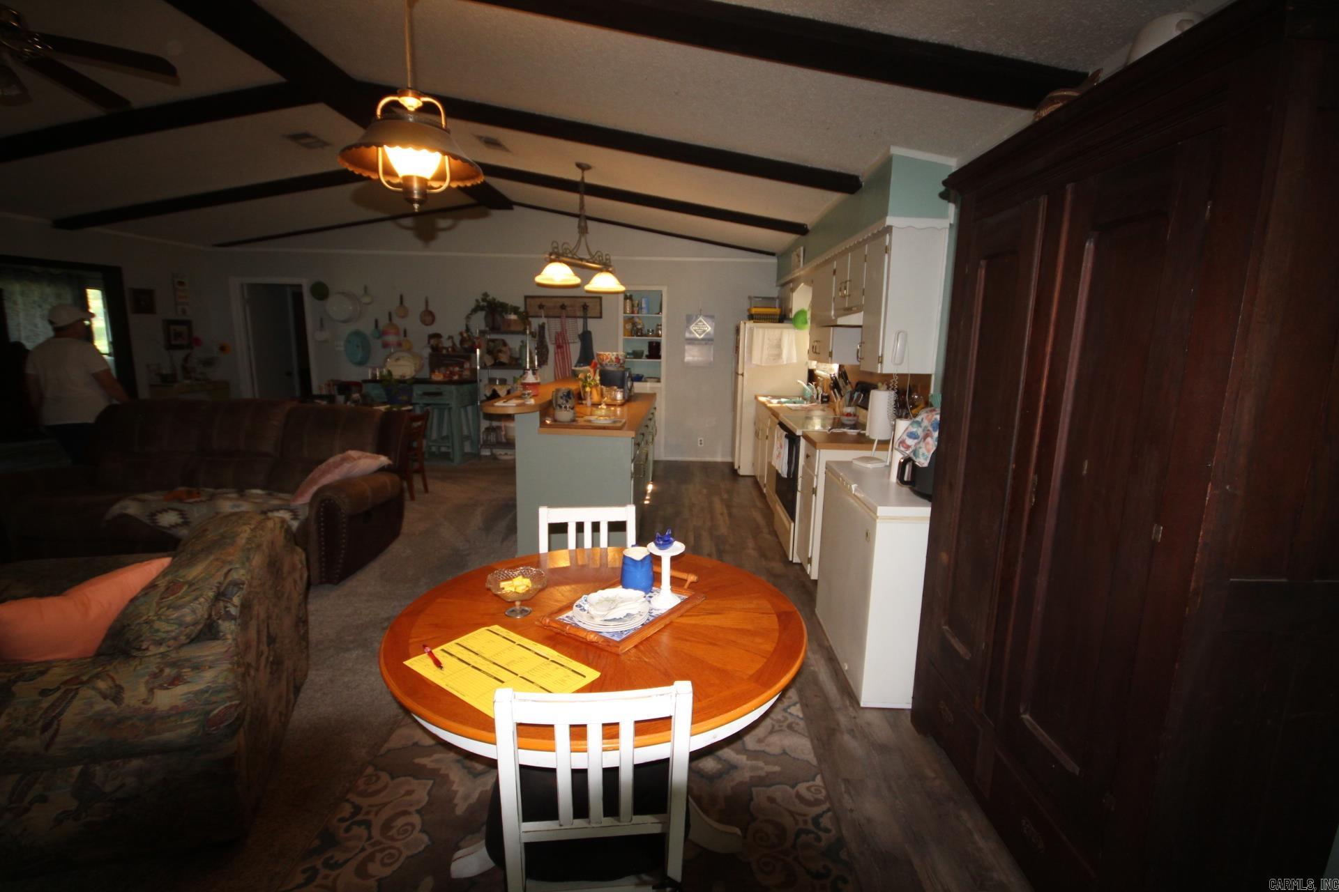 104 Sunset  Saratoga, AR