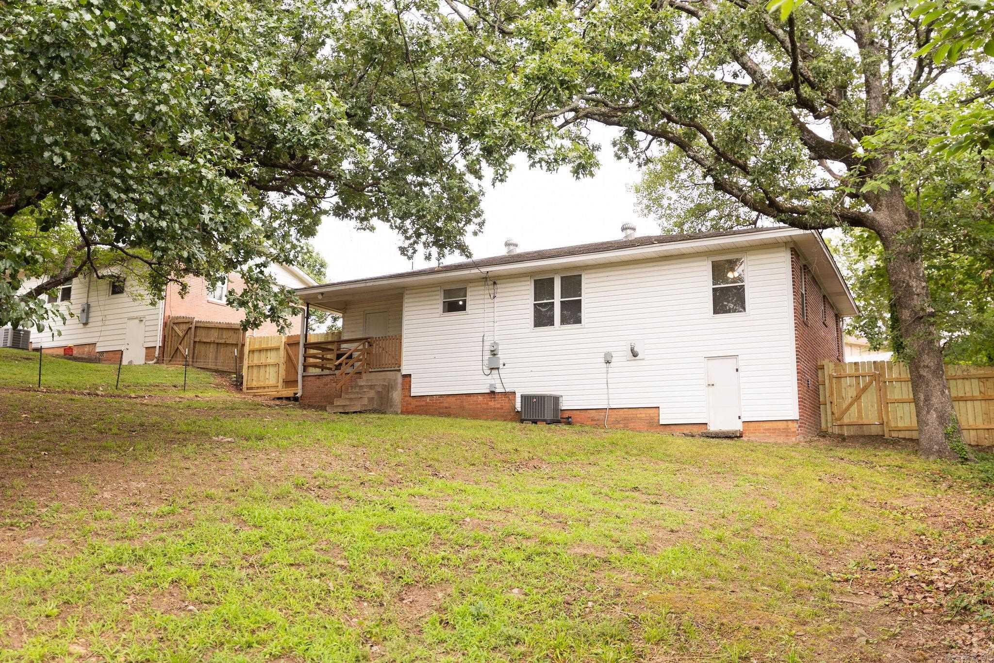 1812 N. Mississippi Street  Little Rock, AR