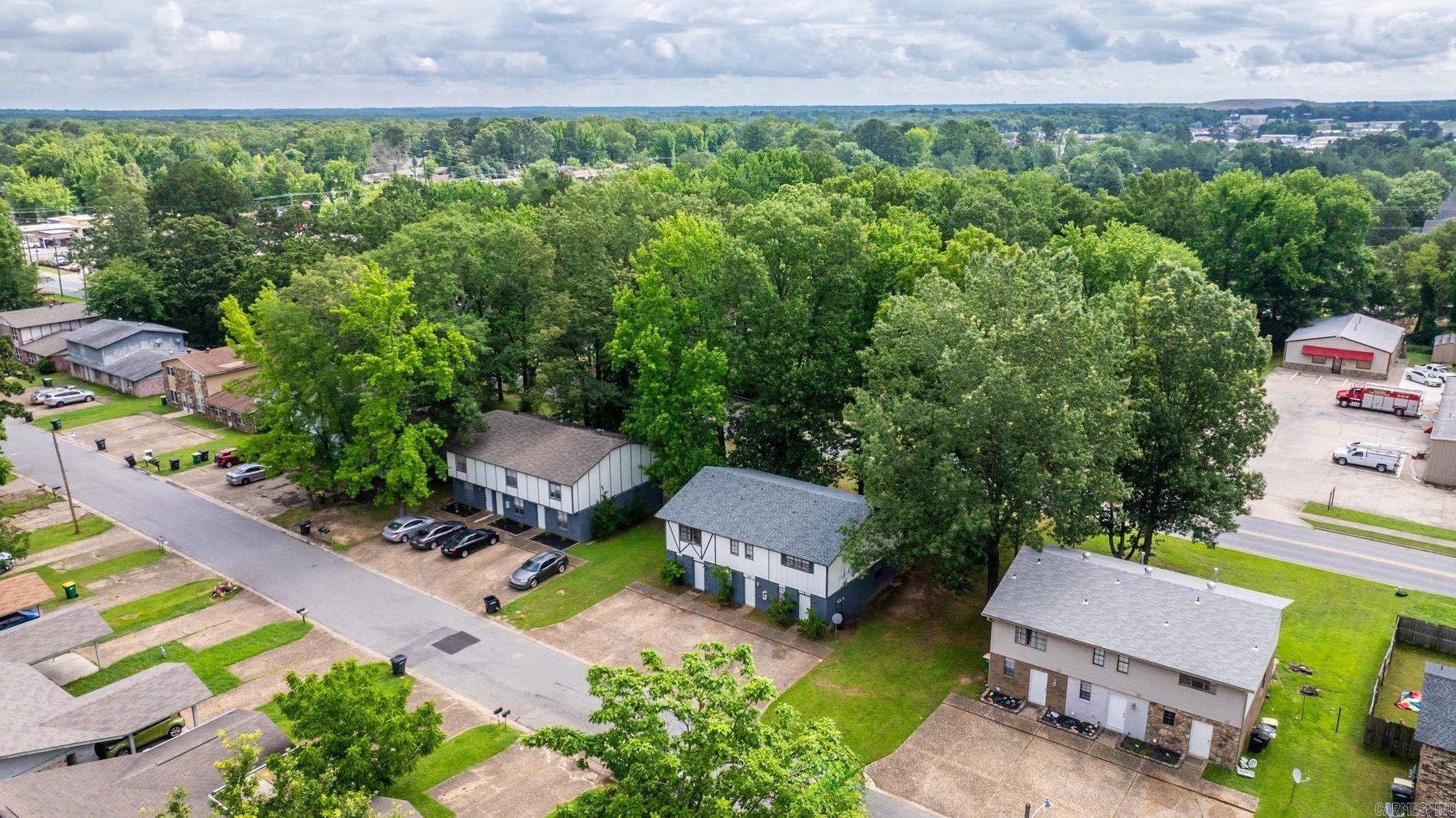 8300 Woodview Dr  Sherwood, AR