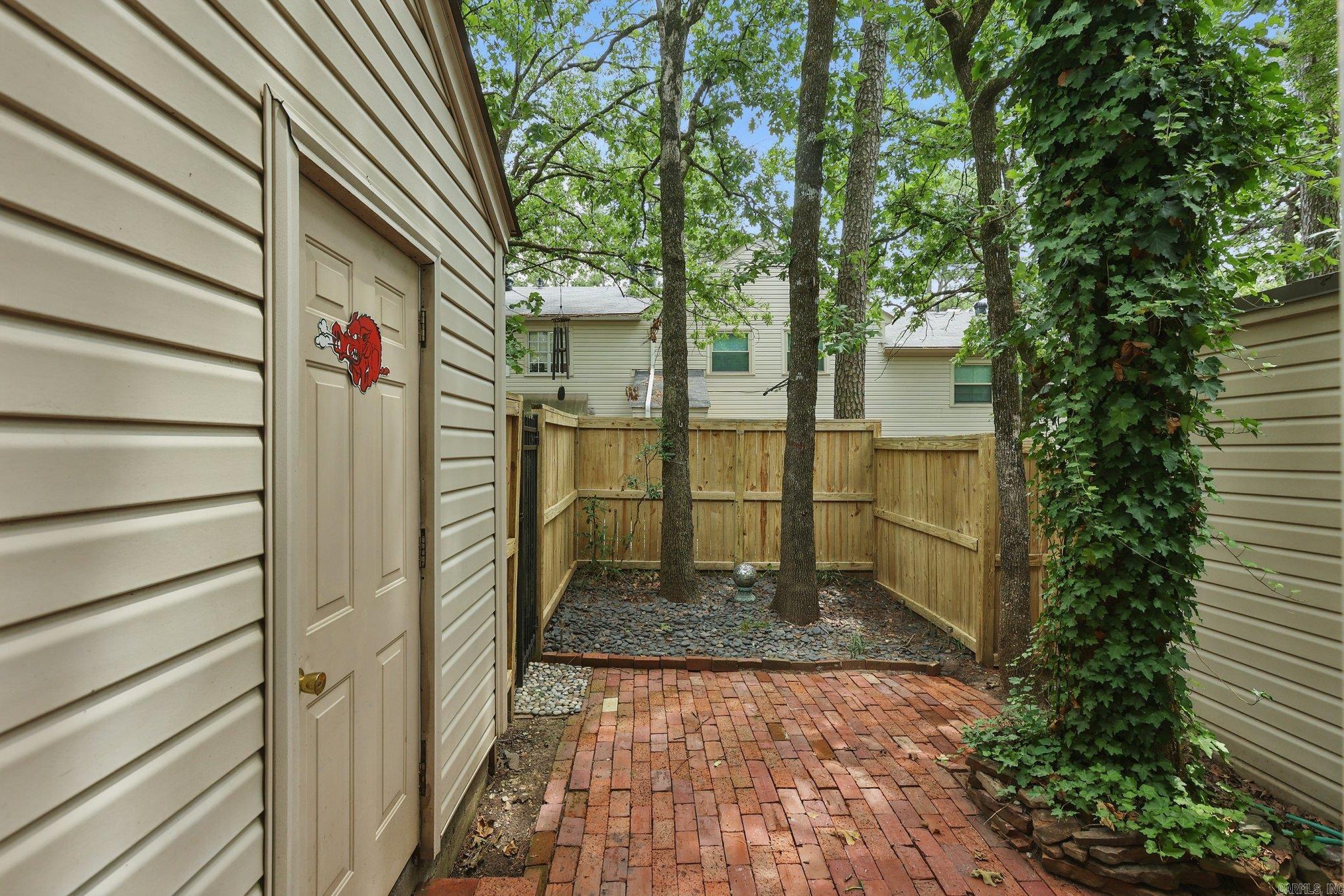 49 Kingsbridge  Little Rock, AR