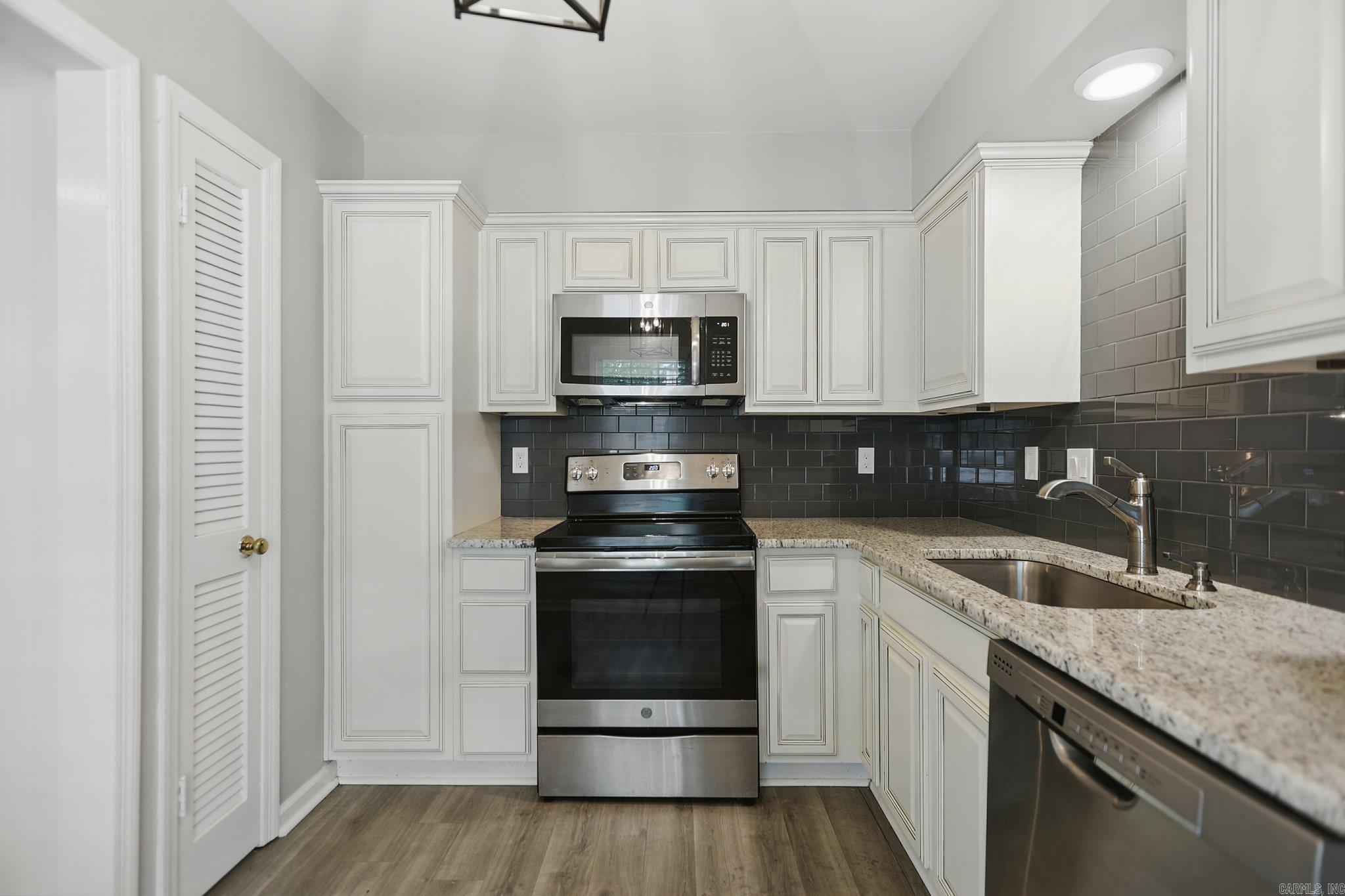 49 Kingsbridge  Little Rock, AR