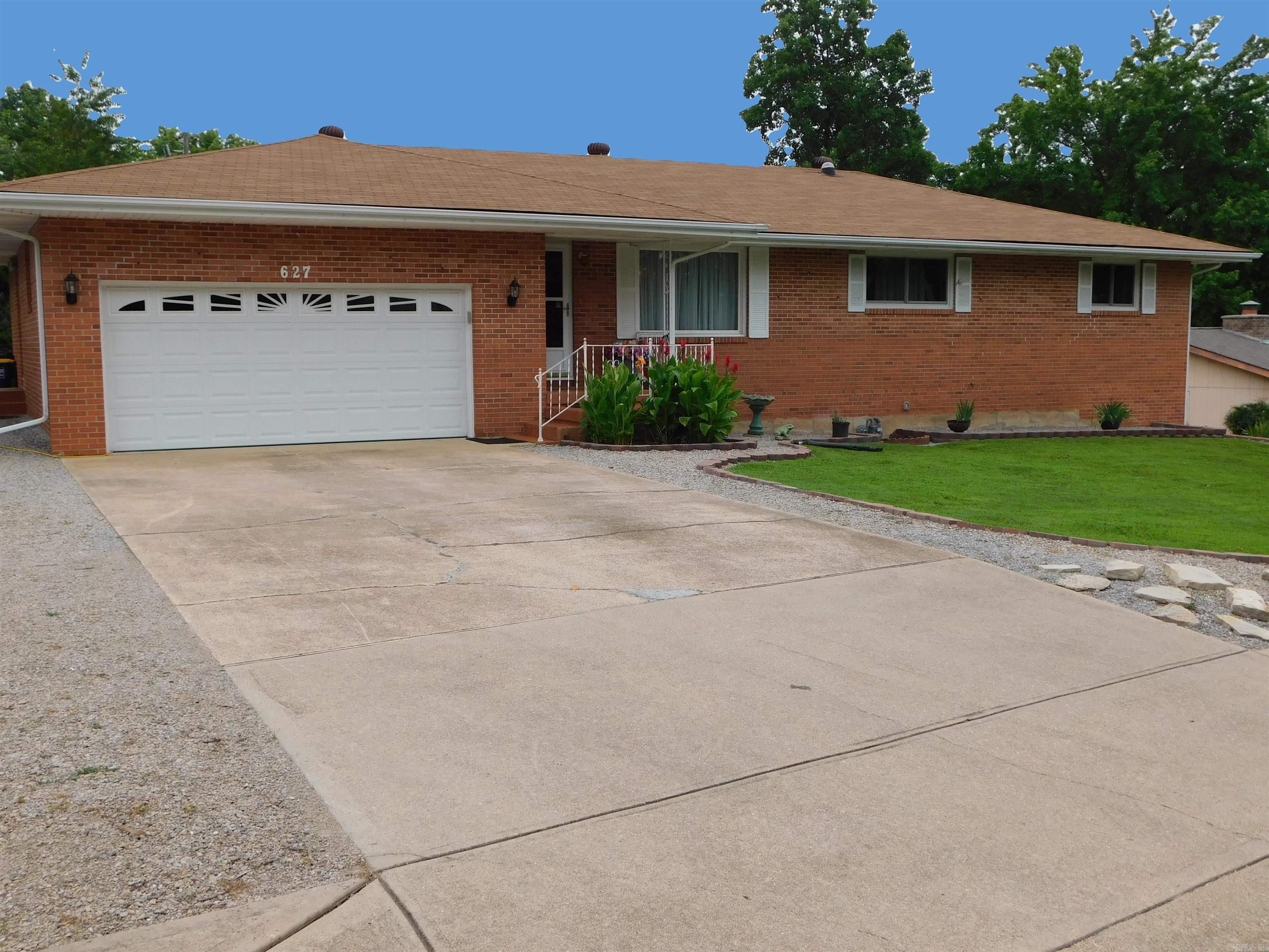 627 Ridgemont Drive  Mountain Home, AR