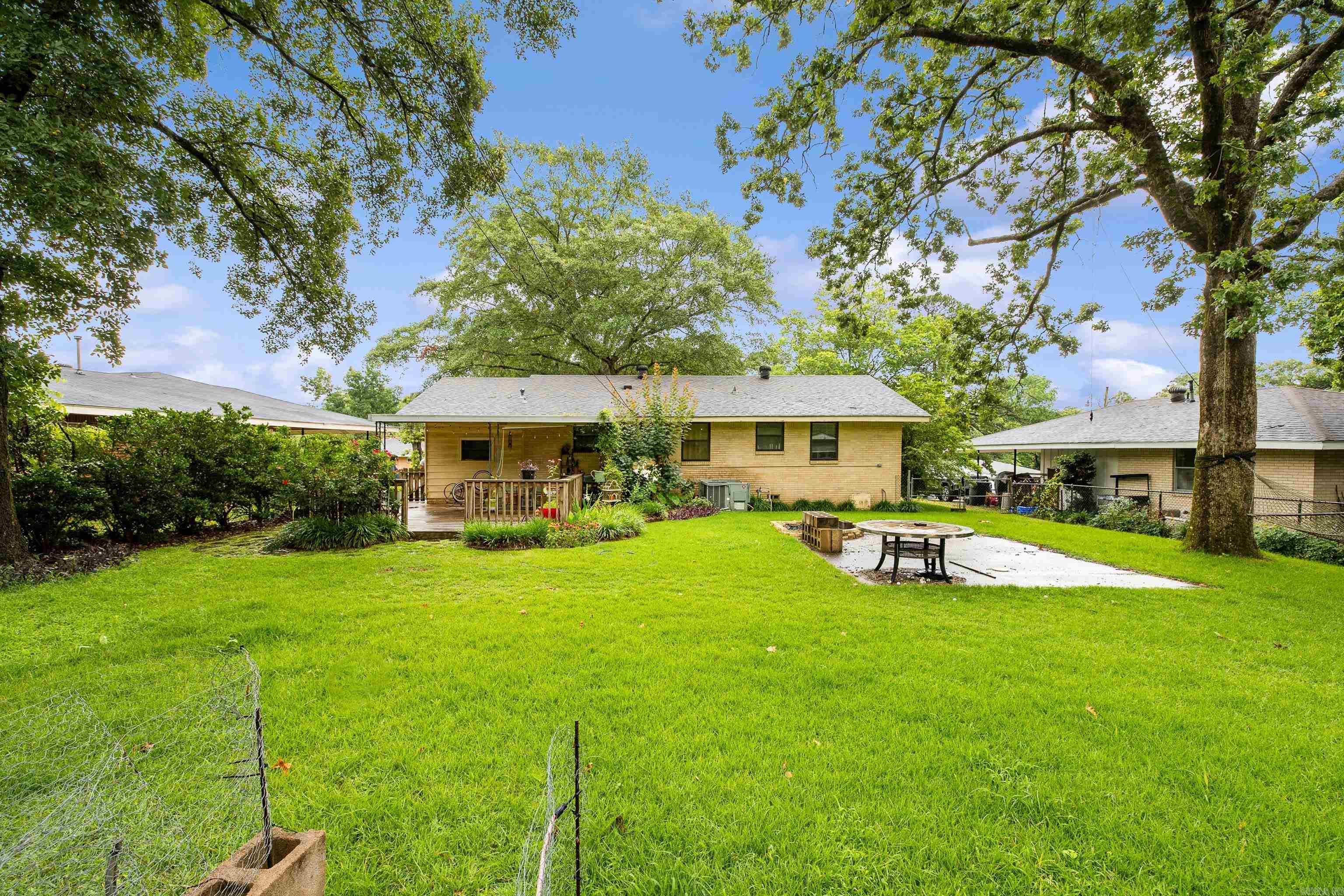9 Berkshire Drive  Little Rock, AR