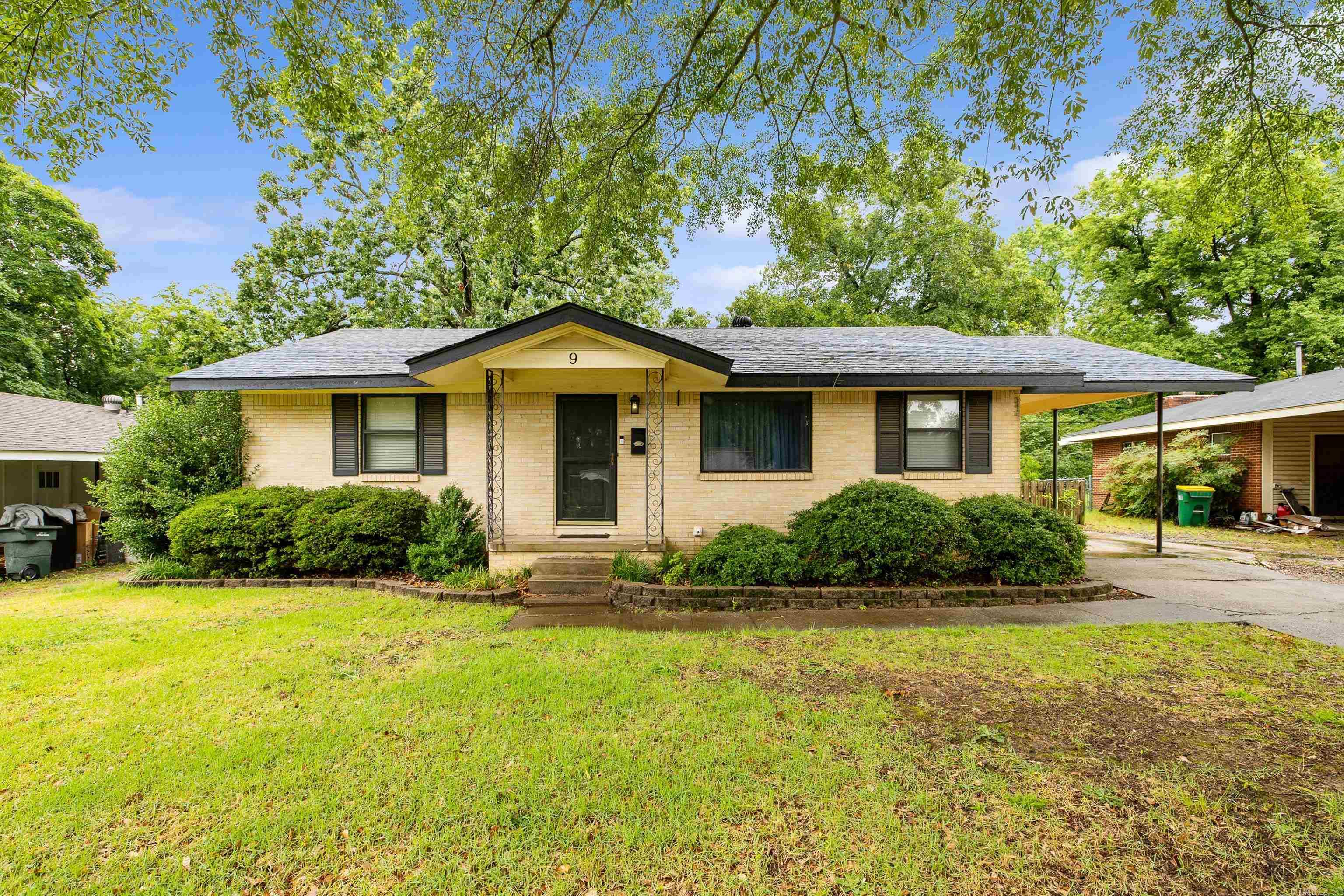 9 Berkshire Drive  Little Rock, AR