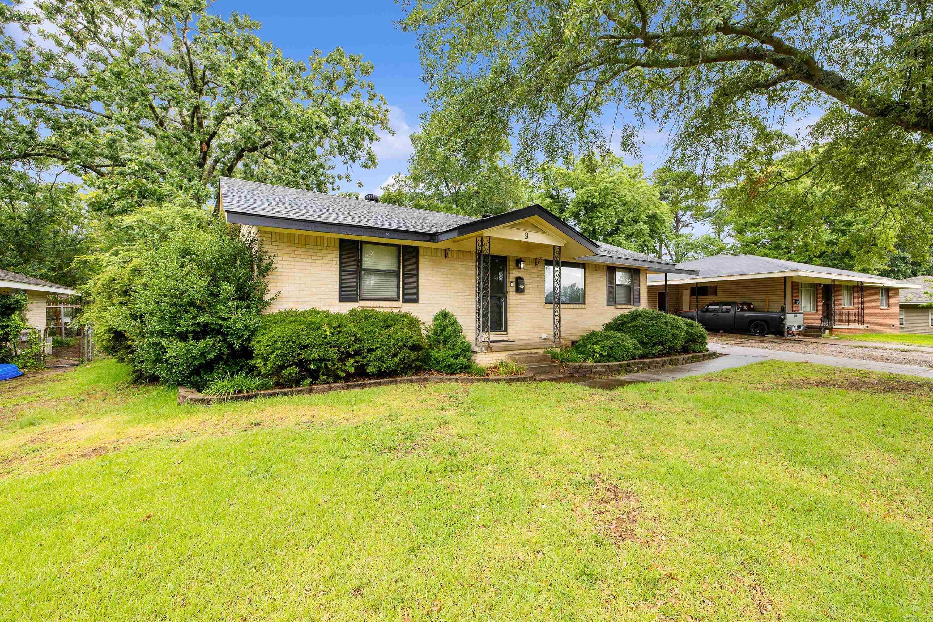 9 Berkshire Drive  Little Rock, AR
