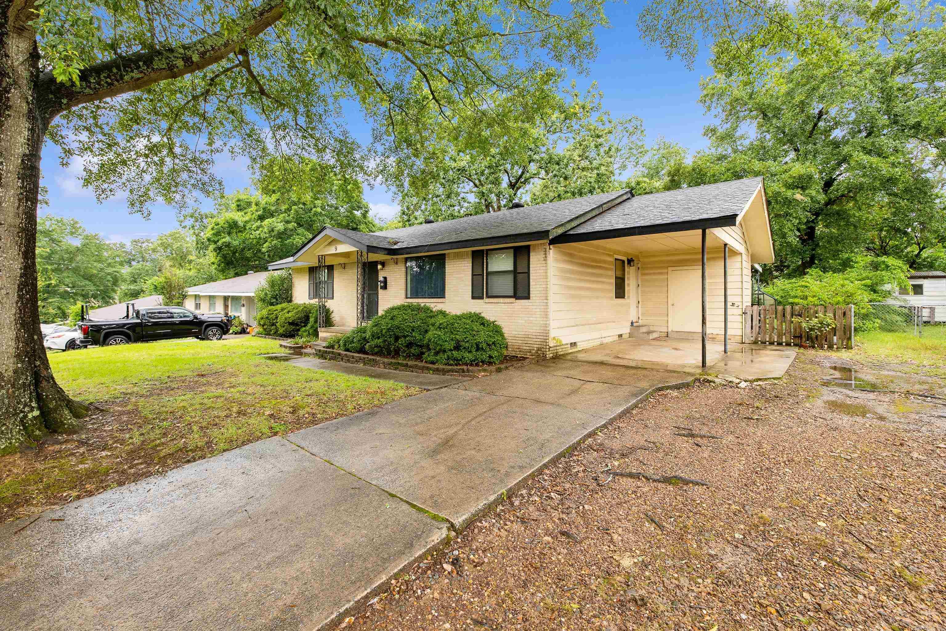 9 Berkshire Drive  Little Rock, AR
