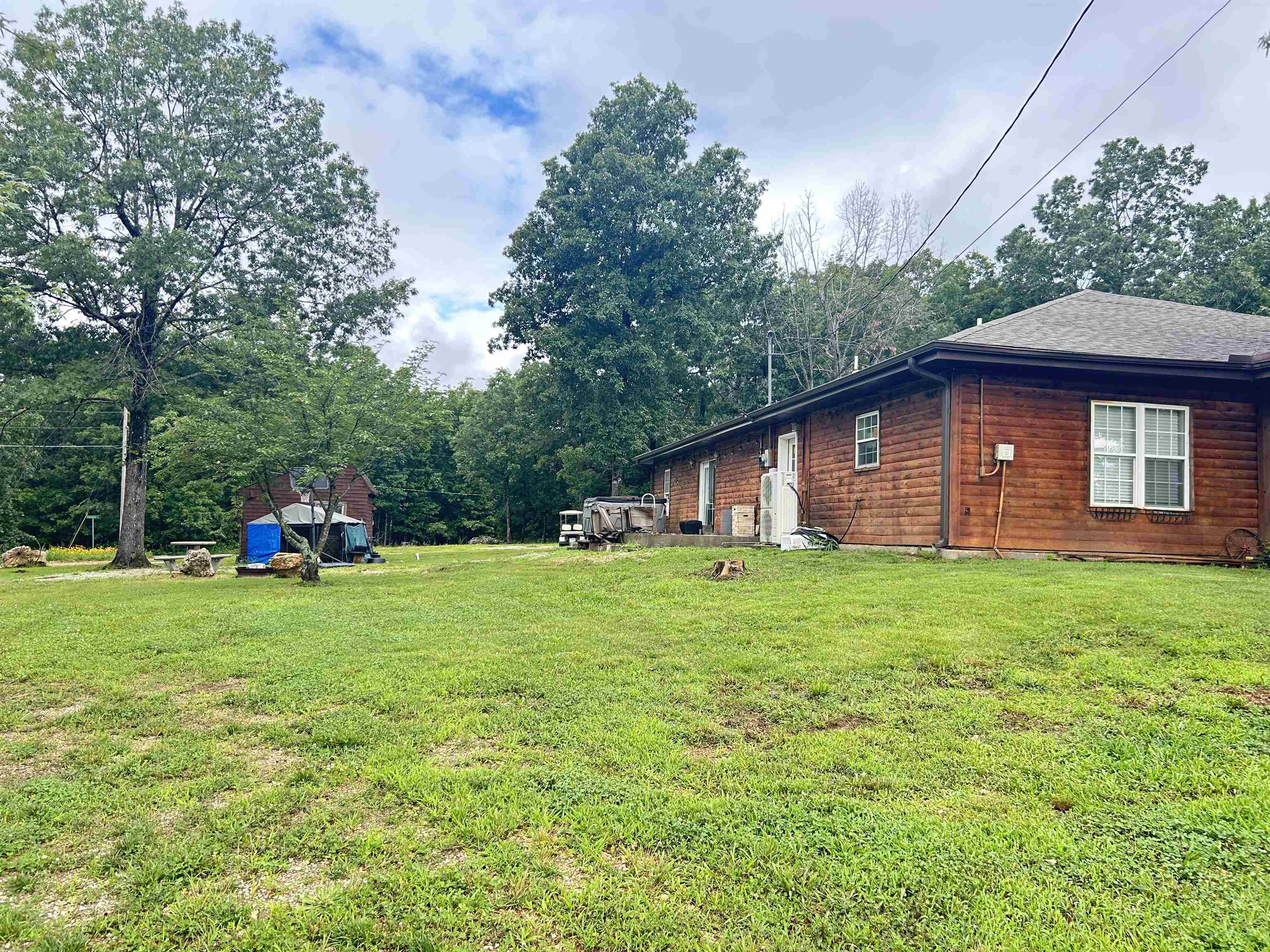 2605 Hwy 62 412  Highland, AR