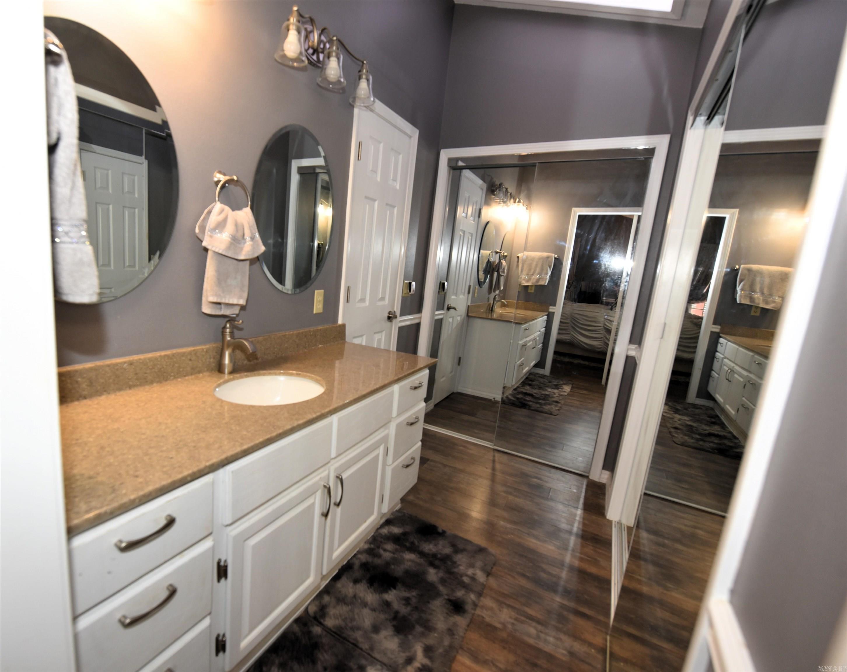114 Fair Oaks Dr  Fairfield Bay, AR