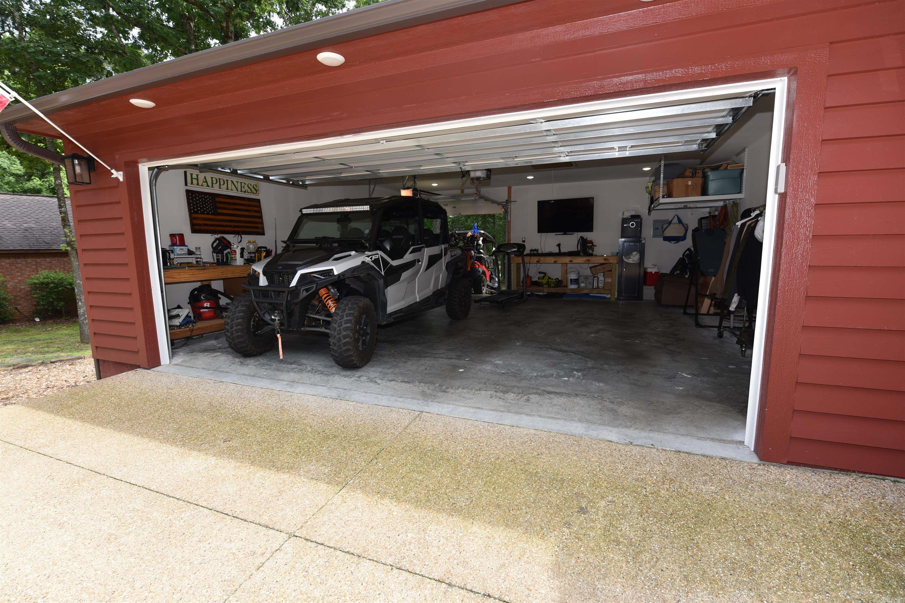 114 Fair Oaks Dr  Fairfield Bay, AR