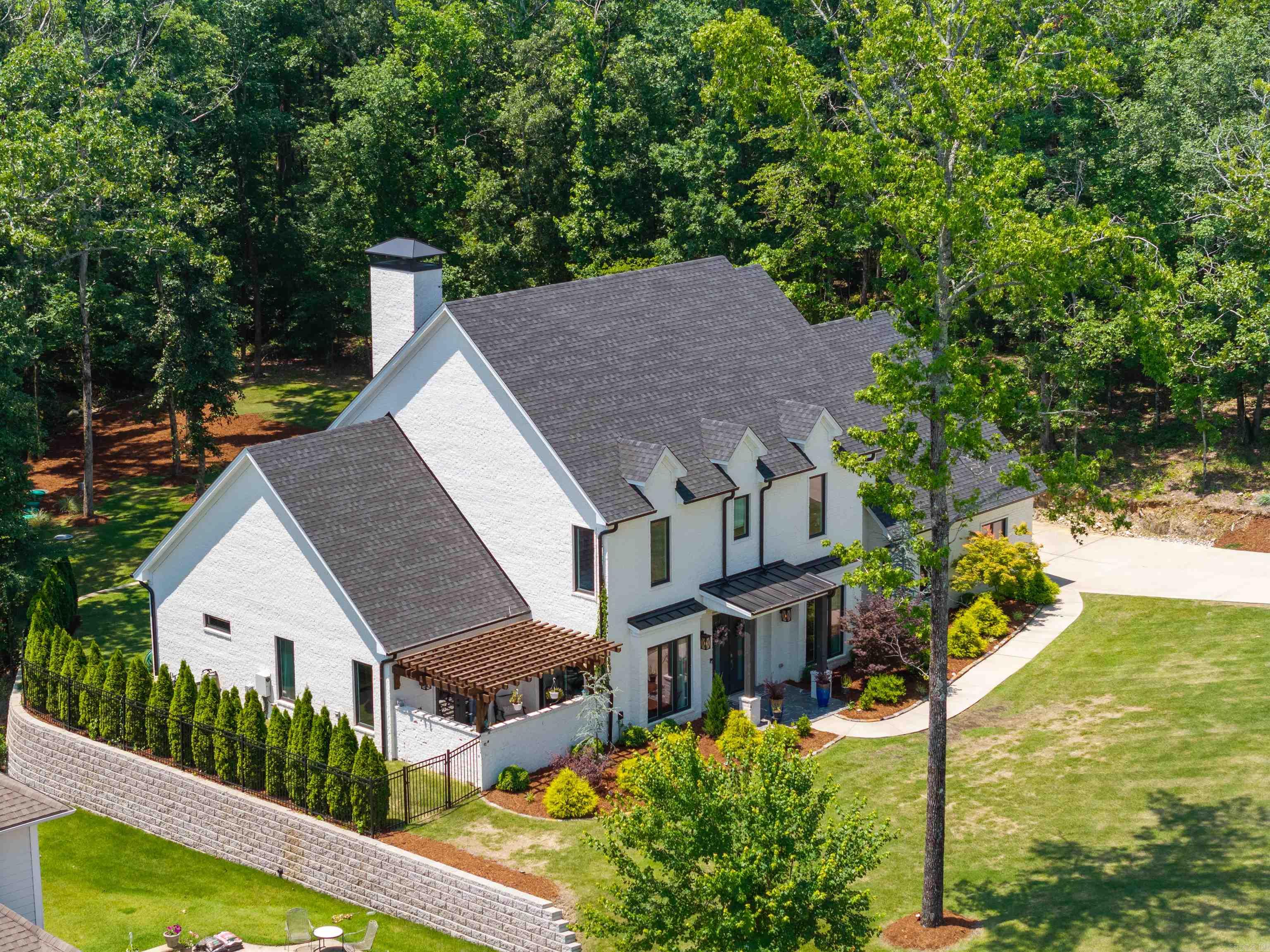 18001 Oak Creek  Little Rock, AR