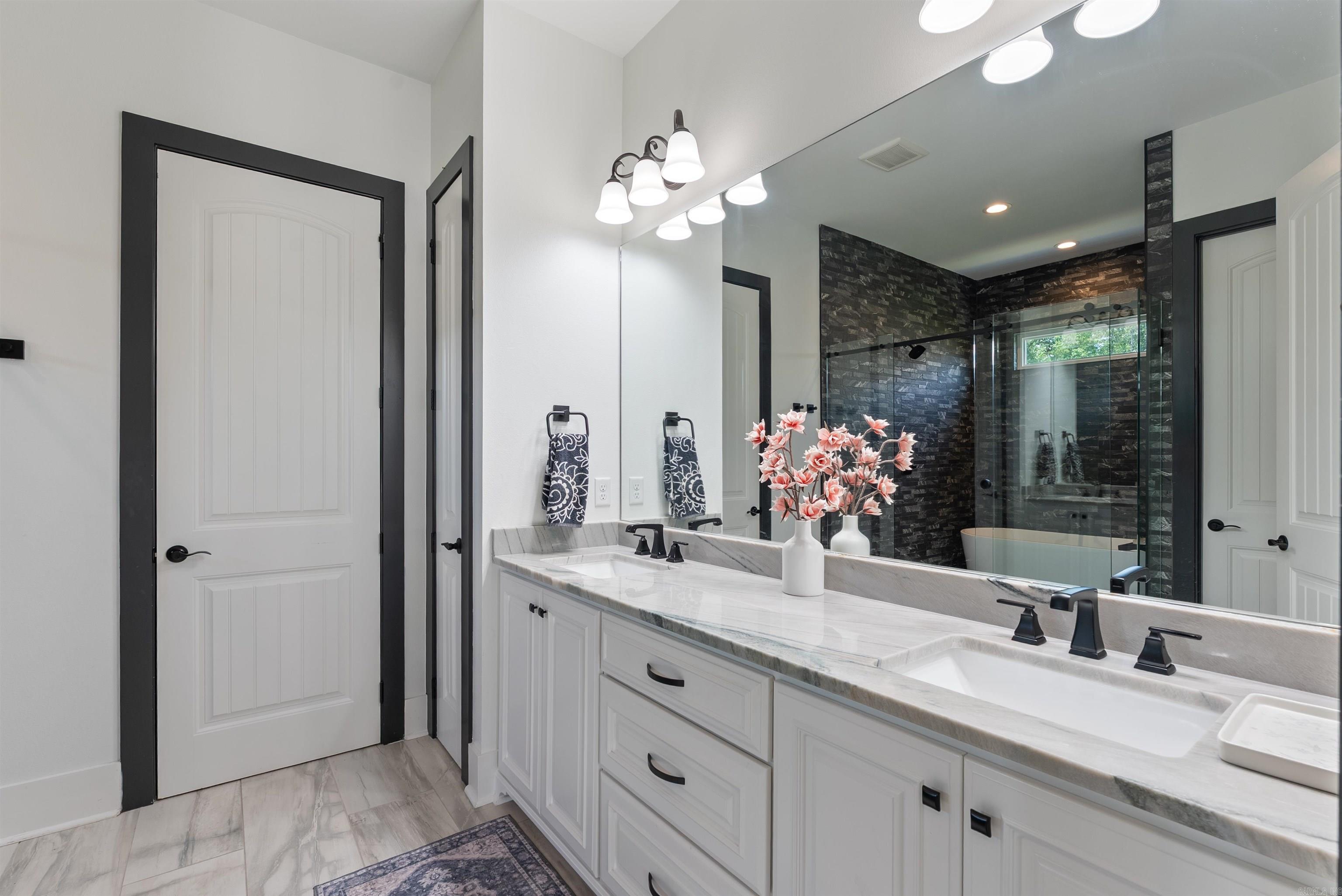 18001 Oak Creek  Little Rock, AR