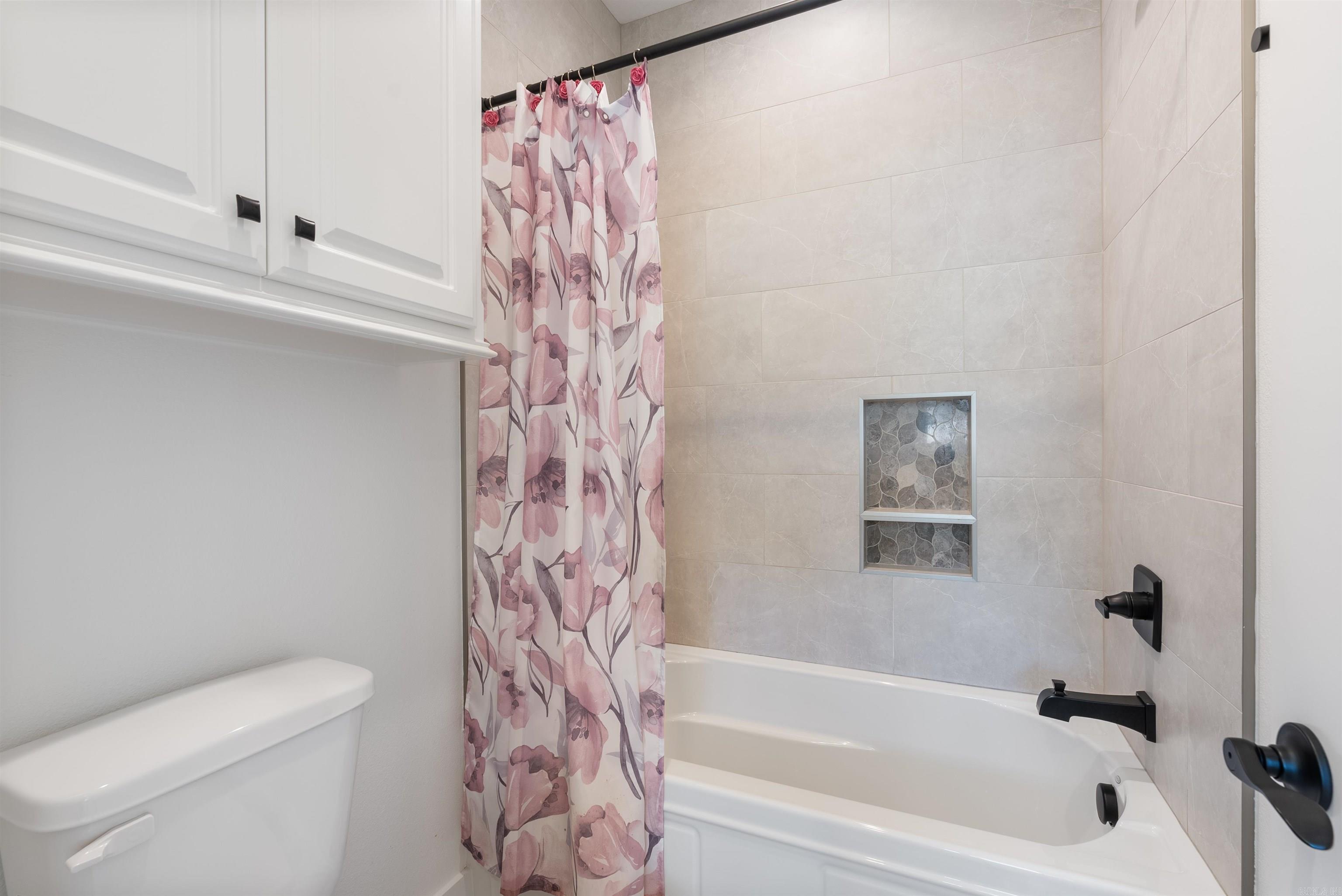 18001 Oak Creek  Little Rock, AR