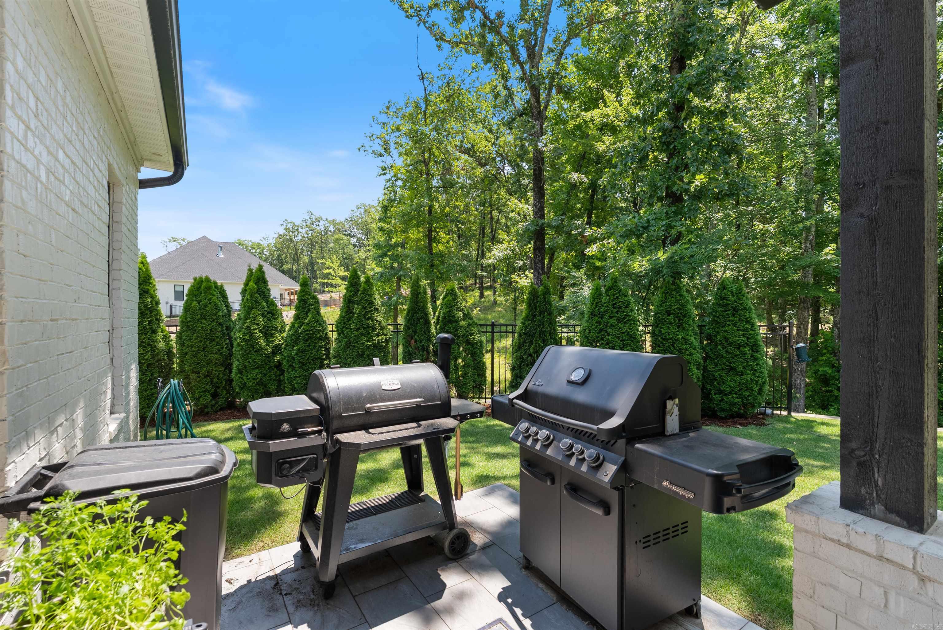 18001 Oak Creek  Little Rock, AR
