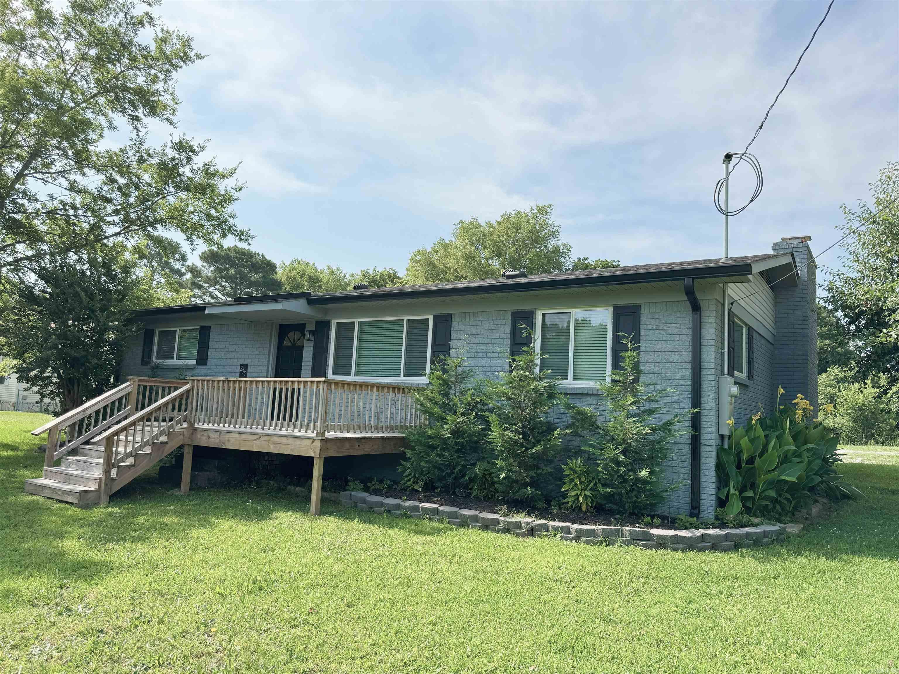 235 Hollywood  Hot Springs, AR
