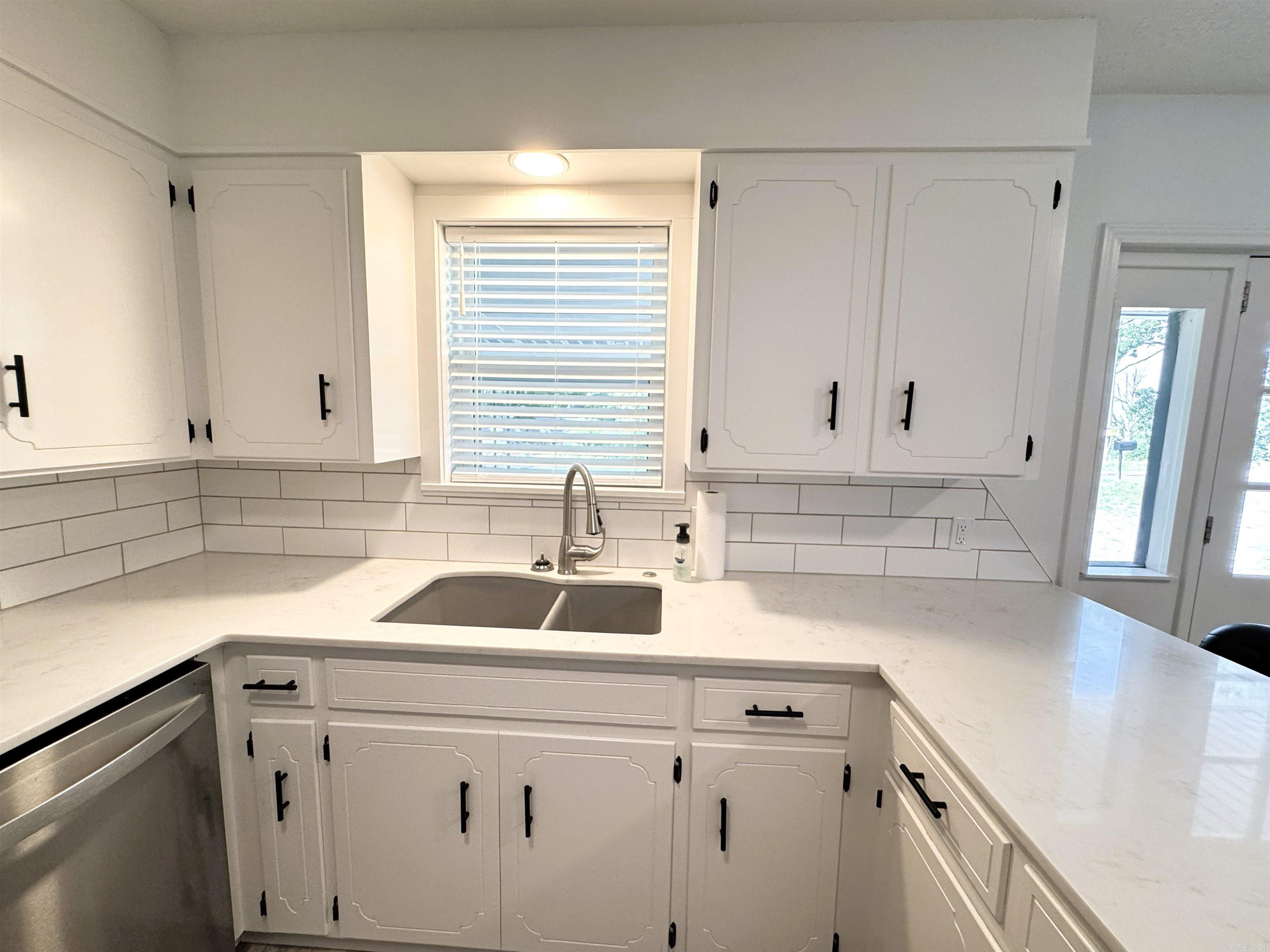 235 Hollywood  Hot Springs, AR