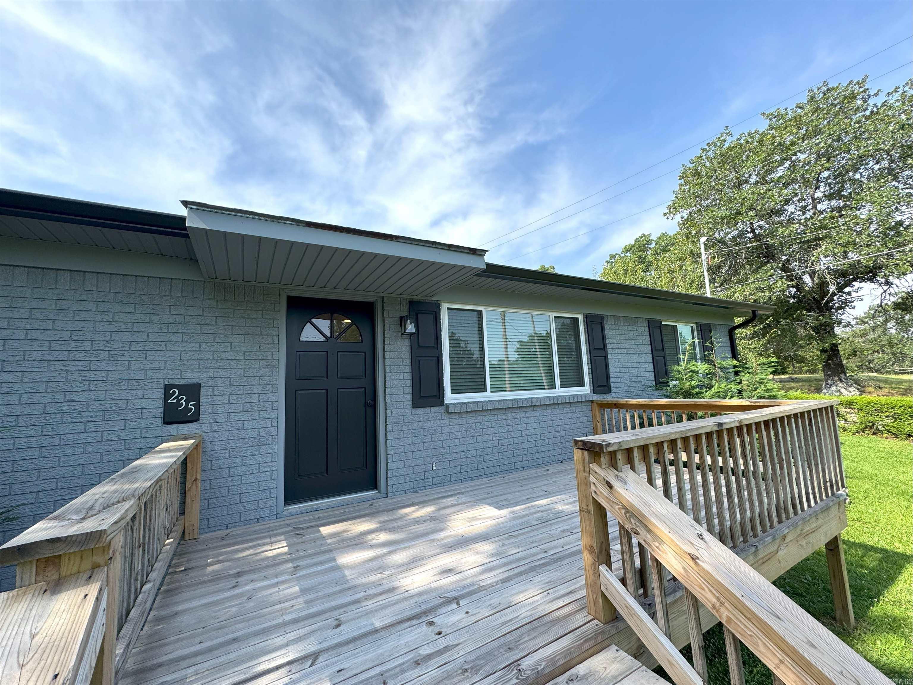 235 Hollywood  Hot Springs, AR