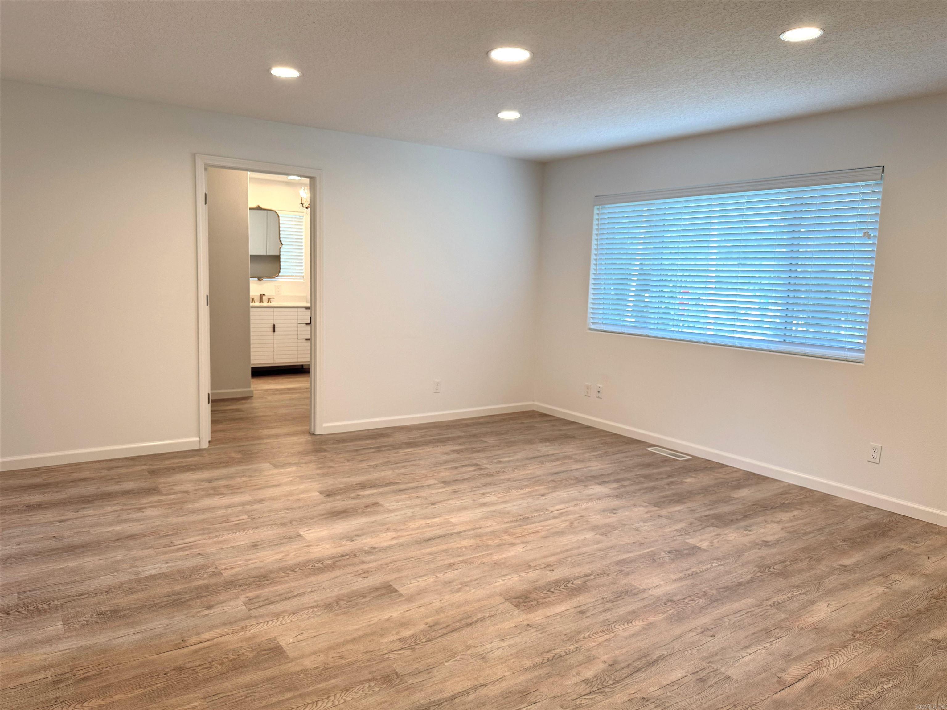 235 Hollywood  Hot Springs, AR