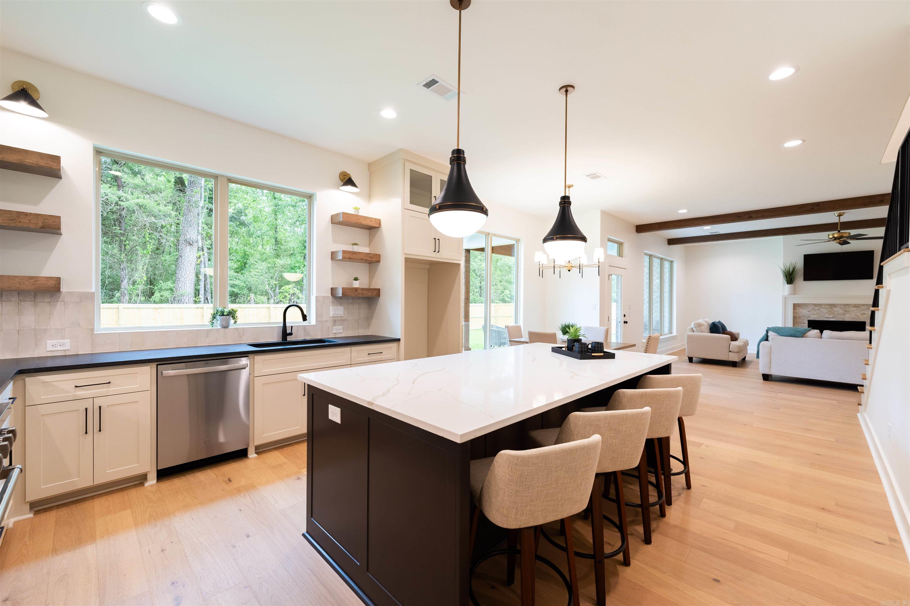 14408 Stonebrook  Maumelle, AR