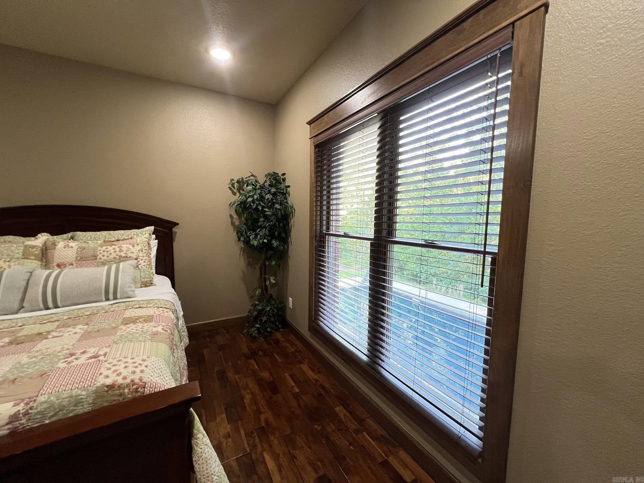 847 Woodland Hills Drive  Mountain View, AR