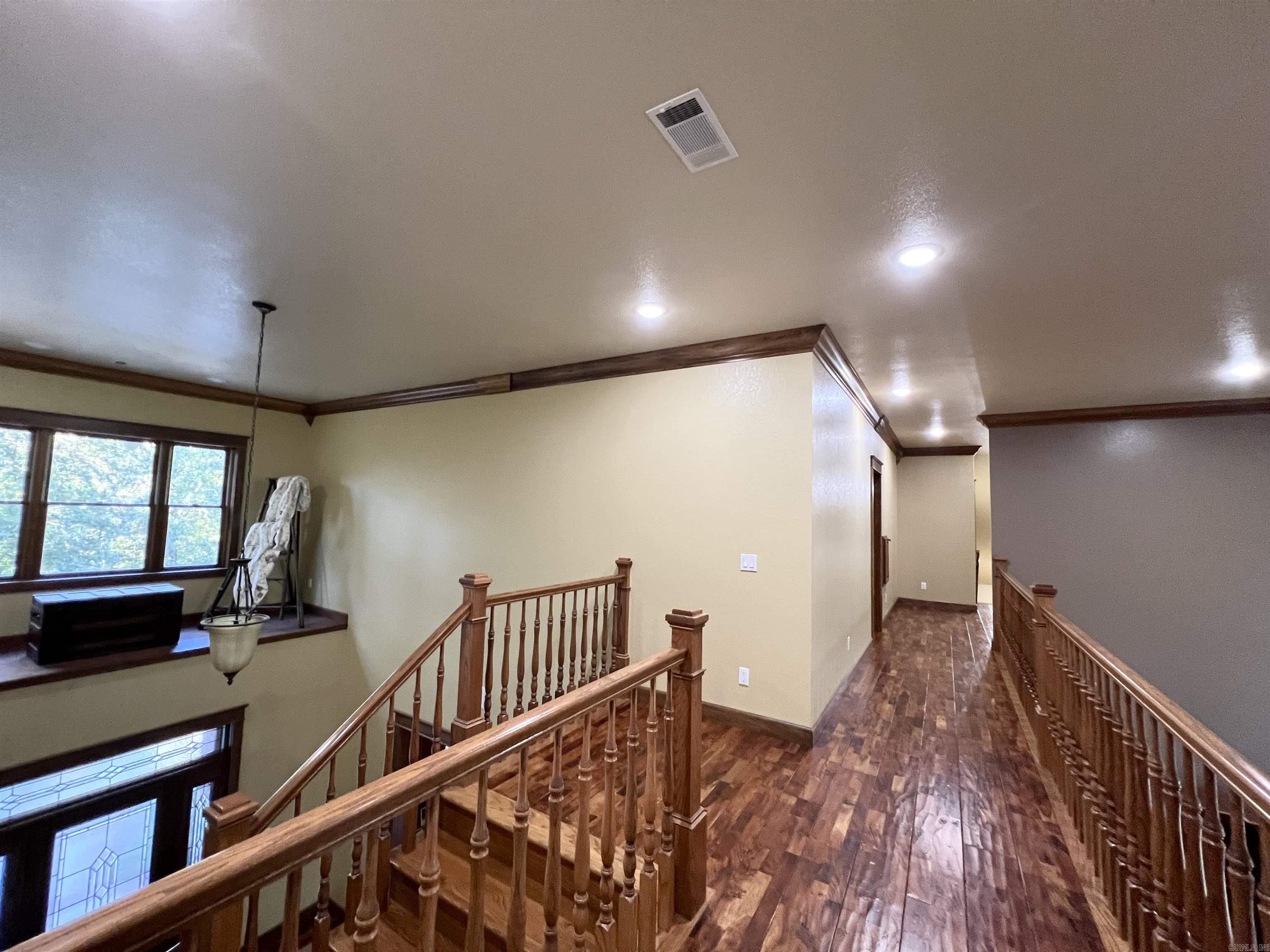 847 Woodland Hills Drive  Mountain View, AR