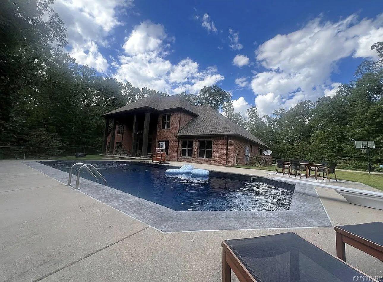 847 Woodland Hills Drive  Mountain View, AR