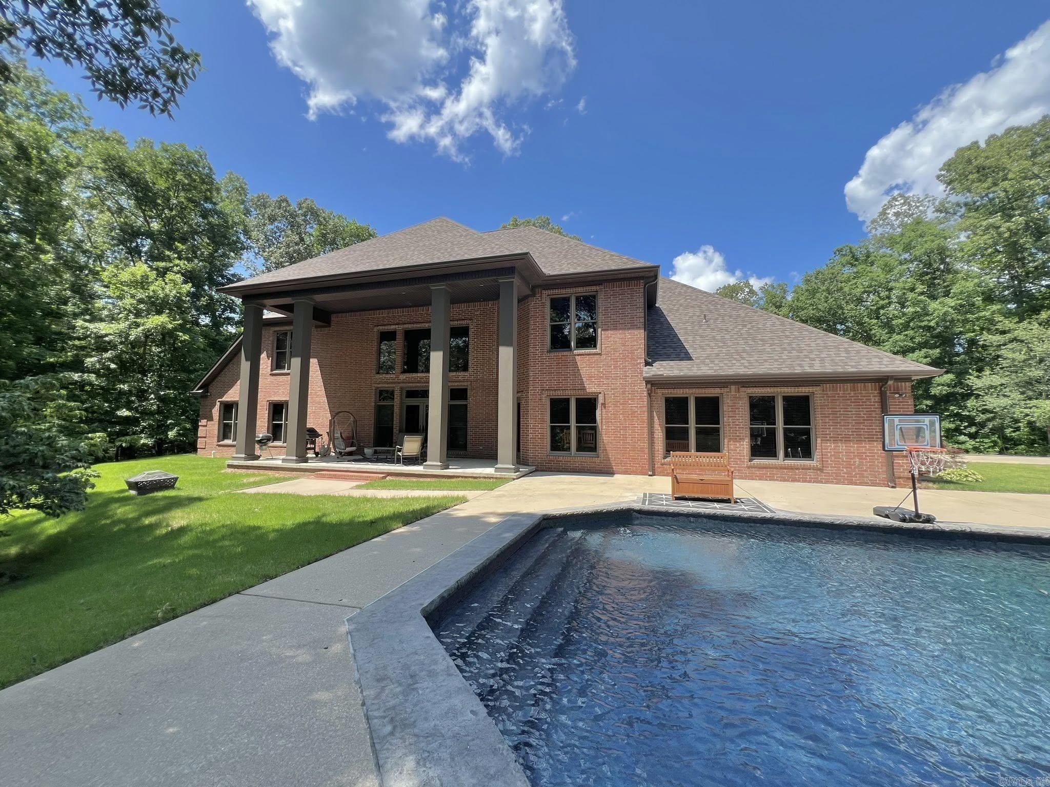 847 Woodland Hills Drive  Mountain View, AR