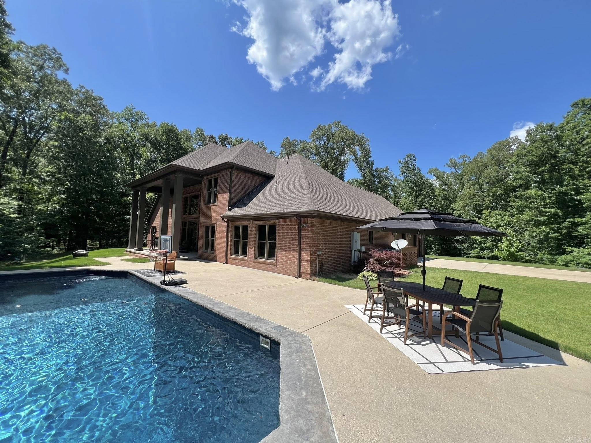 847 Woodland Hills Drive  Mountain View, AR